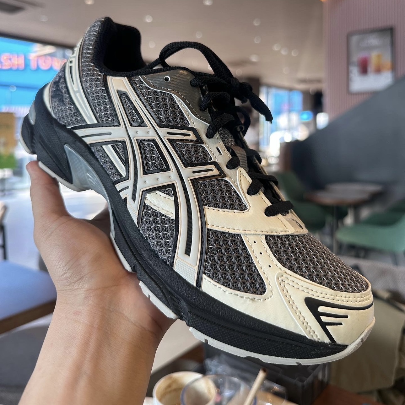 Asics x I4P Gel-1130 Mink Glacier Grey 착용 스타일 - 5