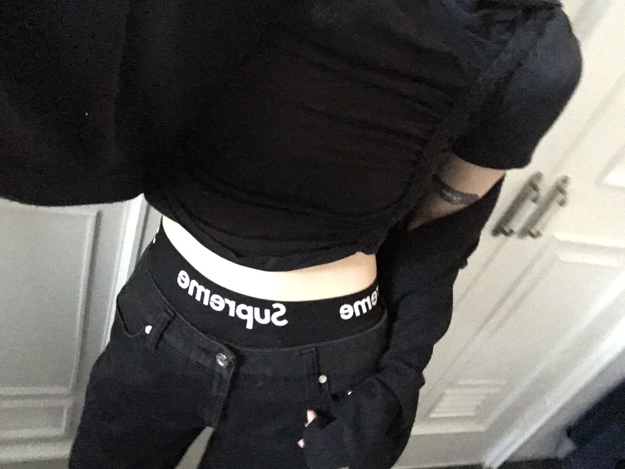Supreme Hanes Boxer Briefs Black (4 Pack) 착용 스타일 - 1