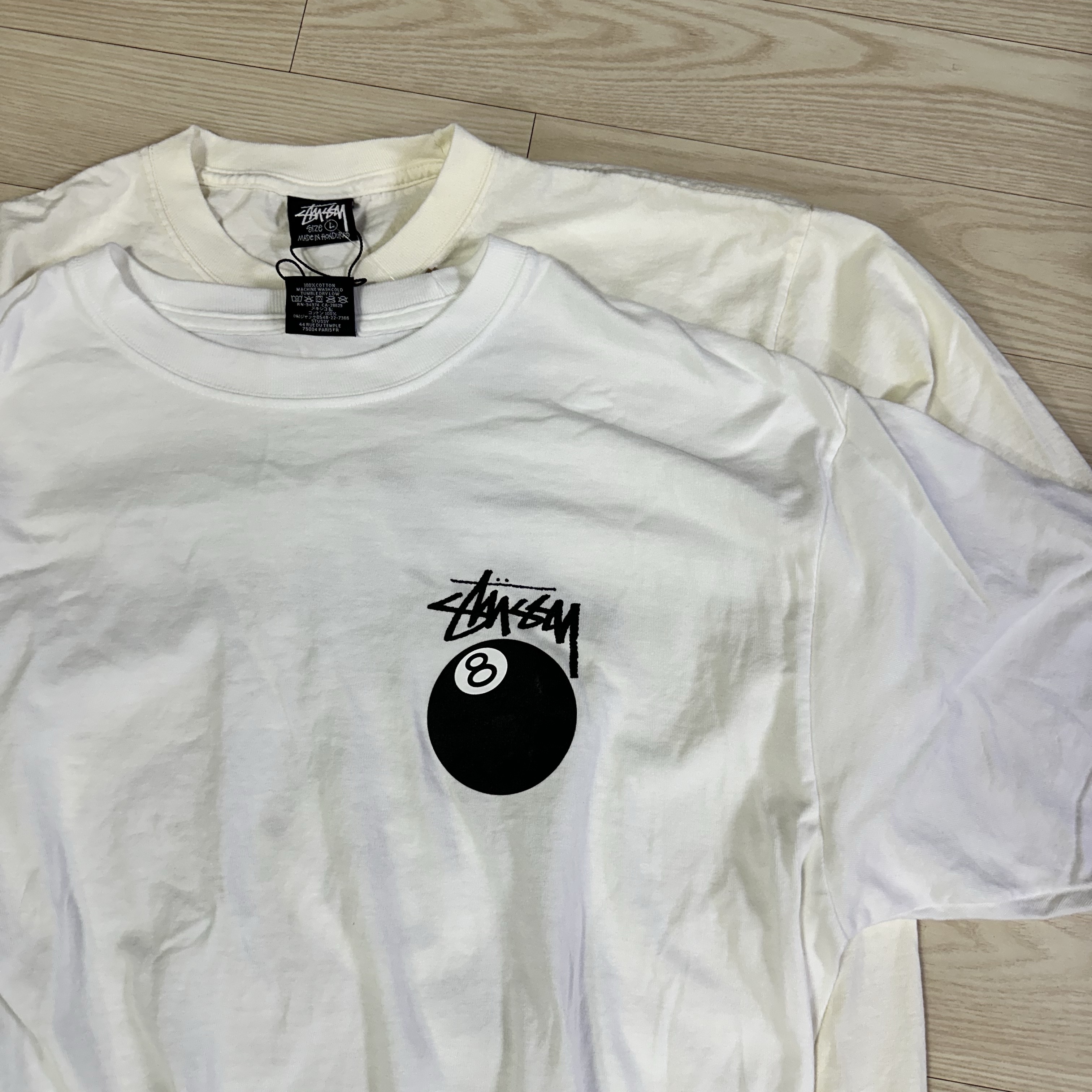 Stussy 8 Ball Pigment Dyed T-Shirt Natural 착용 스타일 - 1