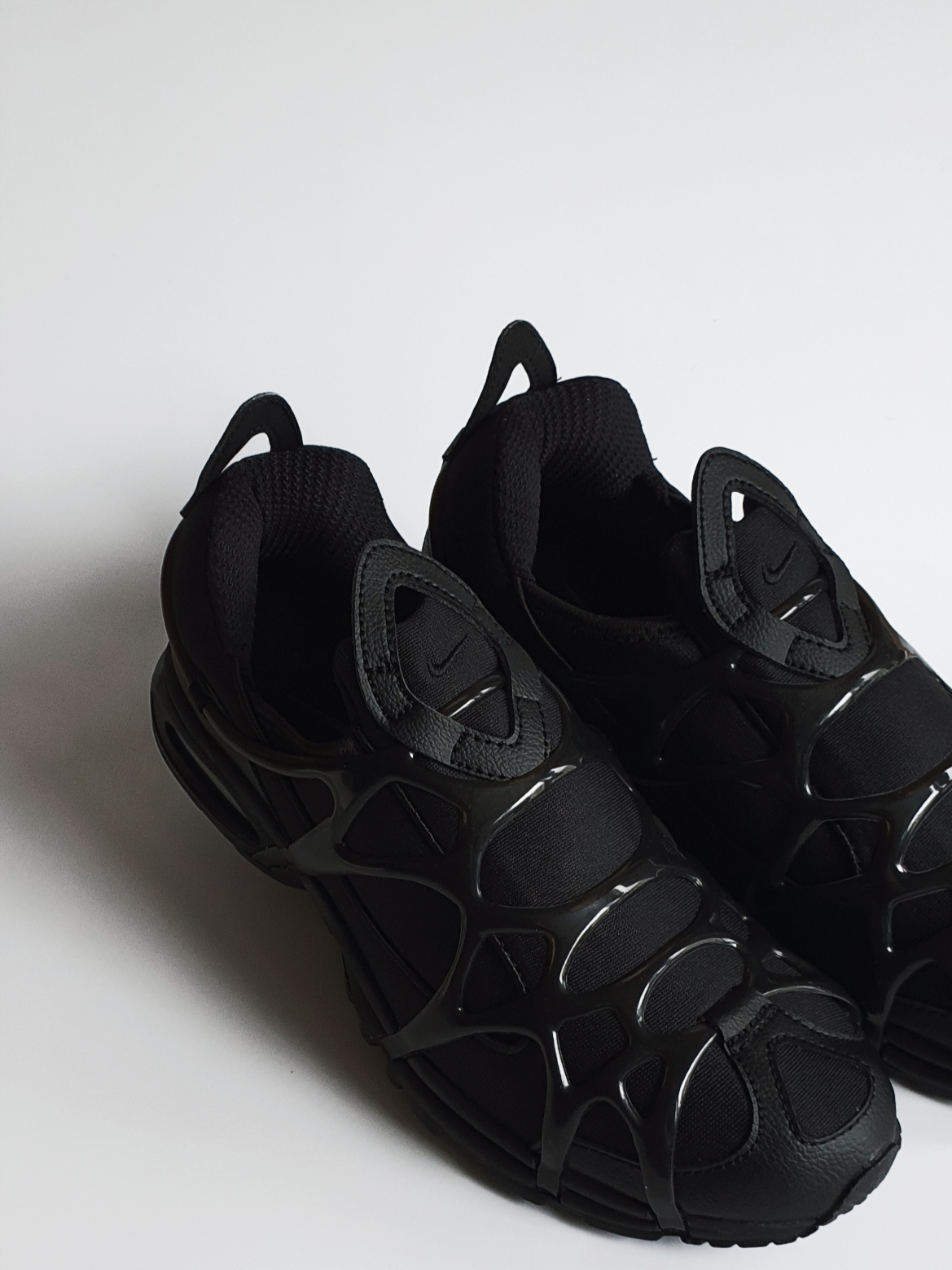 Nike Air Kukini Triple Black 착용 스타일