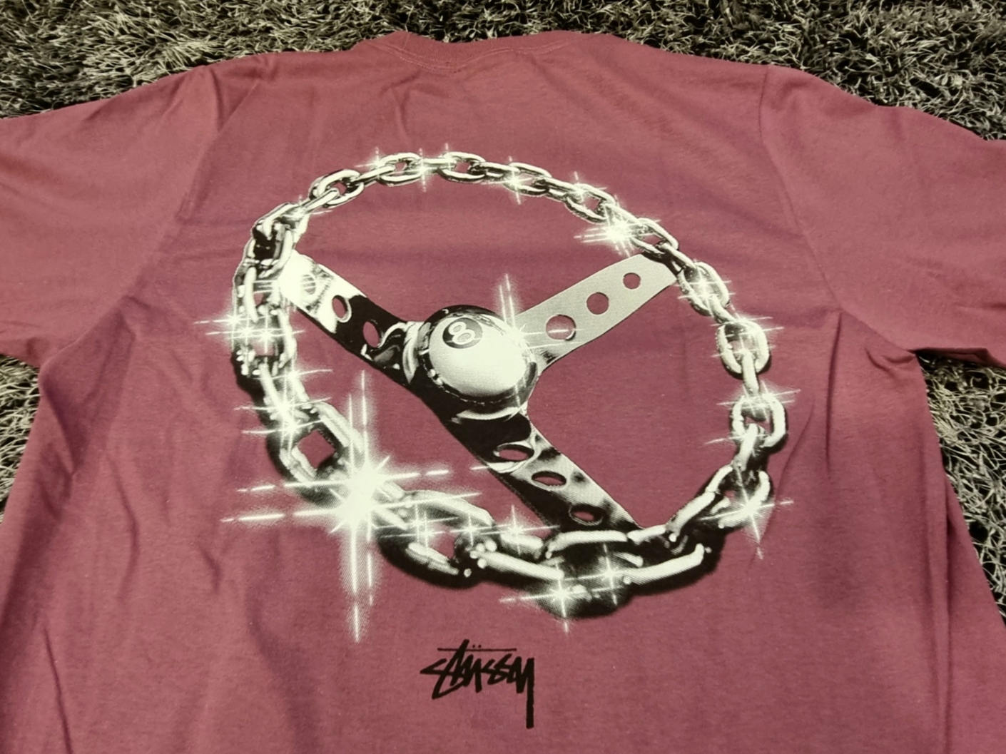 Stussy Chain Link T-Shirt Berry 착용 스타일 - 1