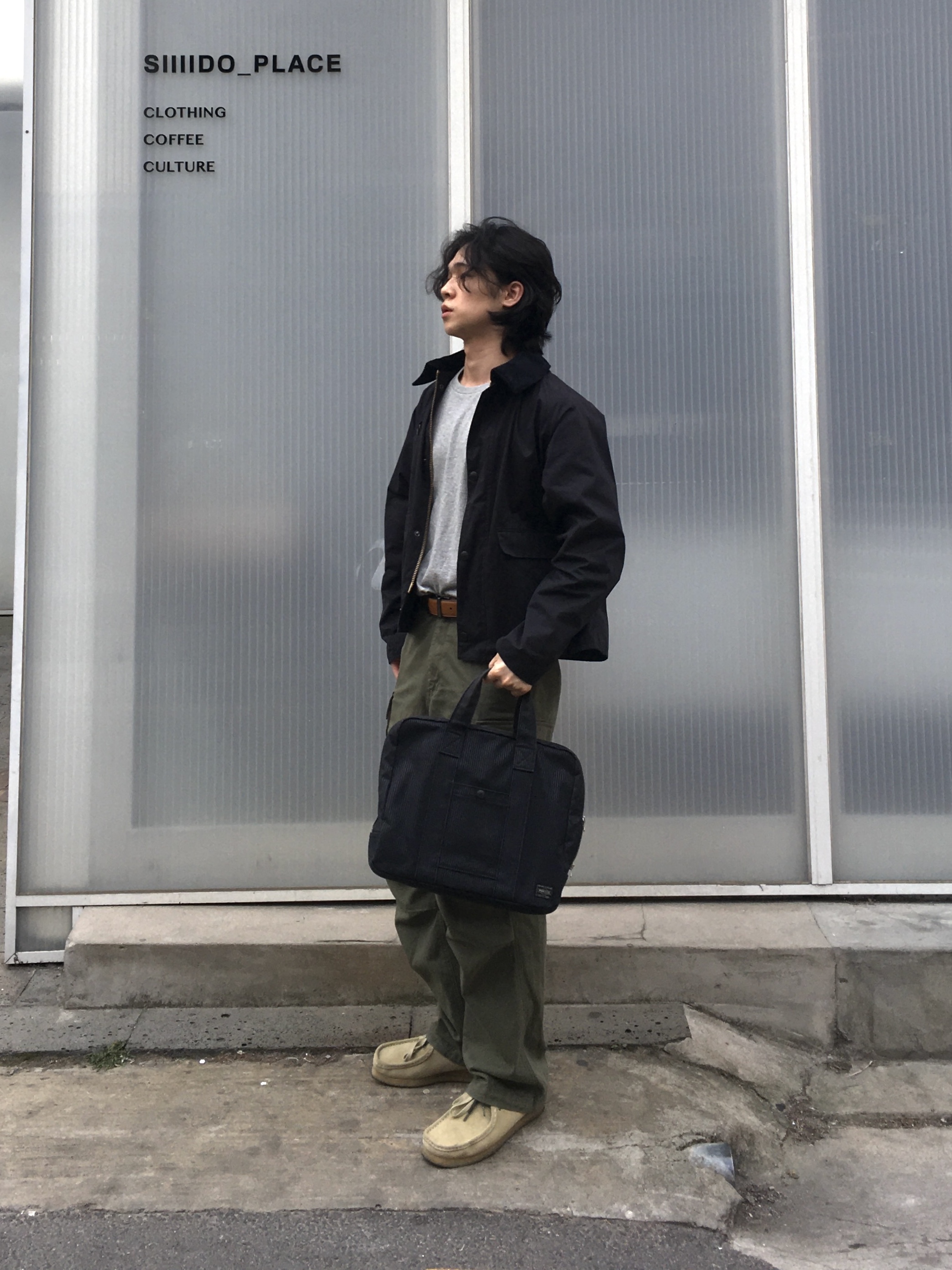 Clarks Wallabee Maple Suede, Barbour OS Spey Casual Non-Wax Jacket Navy 착용 스타일