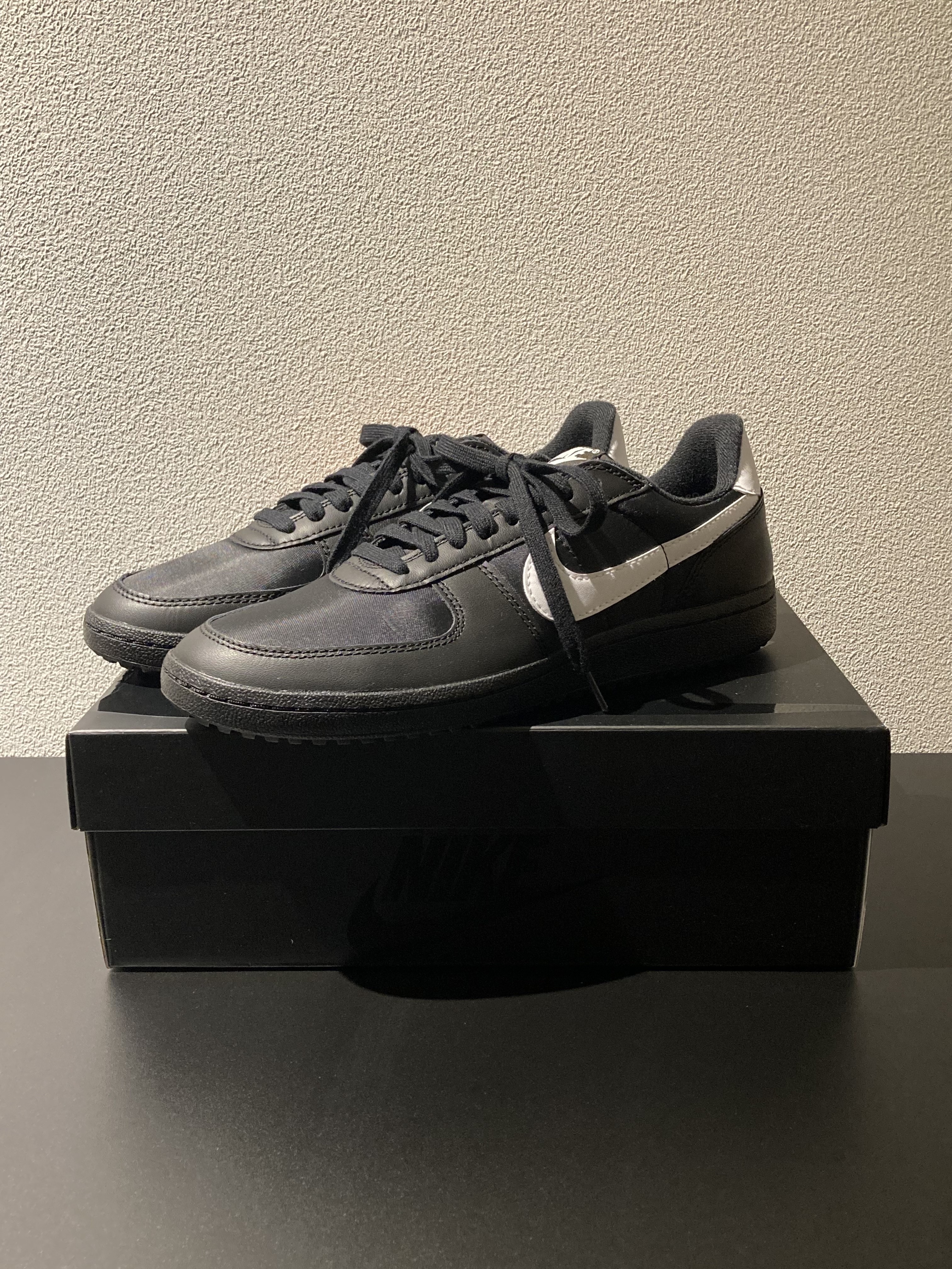 Nike Field General 82 SP Black and White 착용 스타일 - 2