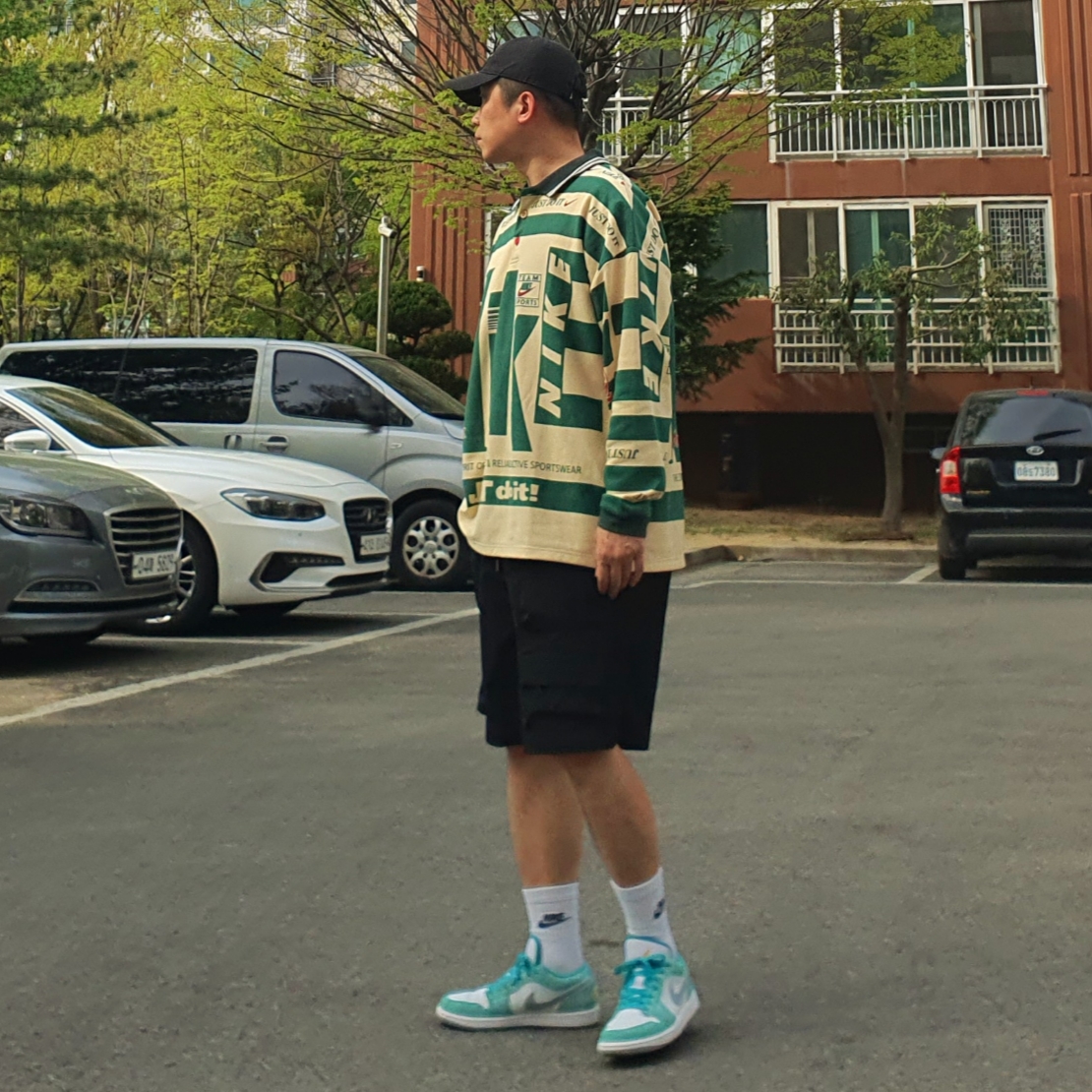 Jordan 1 Low SE New Emerald, Nike x Cactus Plant Flea Market Long Sleeve Polo Natural - Asia 착용 스타일 - 2