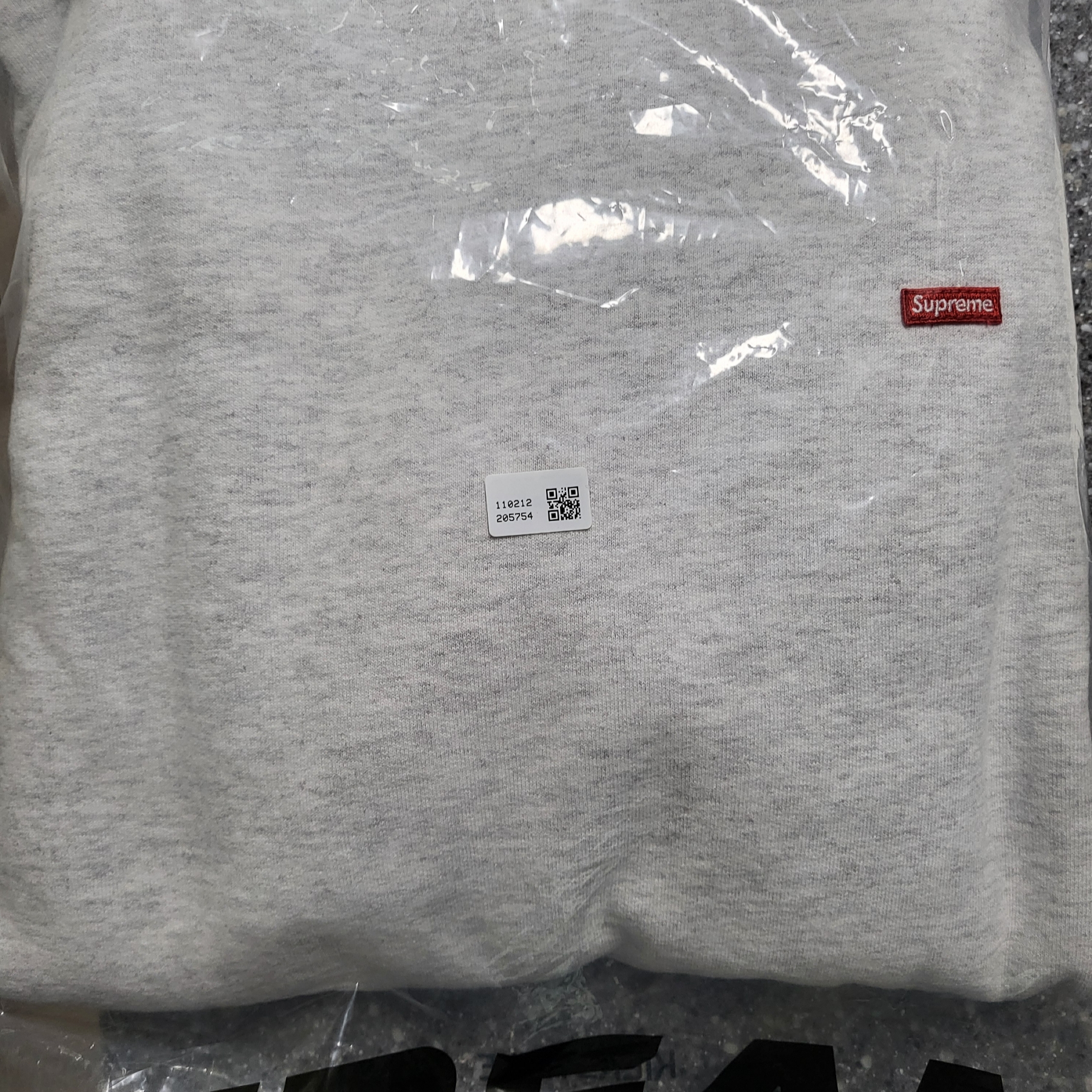 Supreme Small Box Hooded Sweatshirt Ash Grey - 24SS 착용 스타일