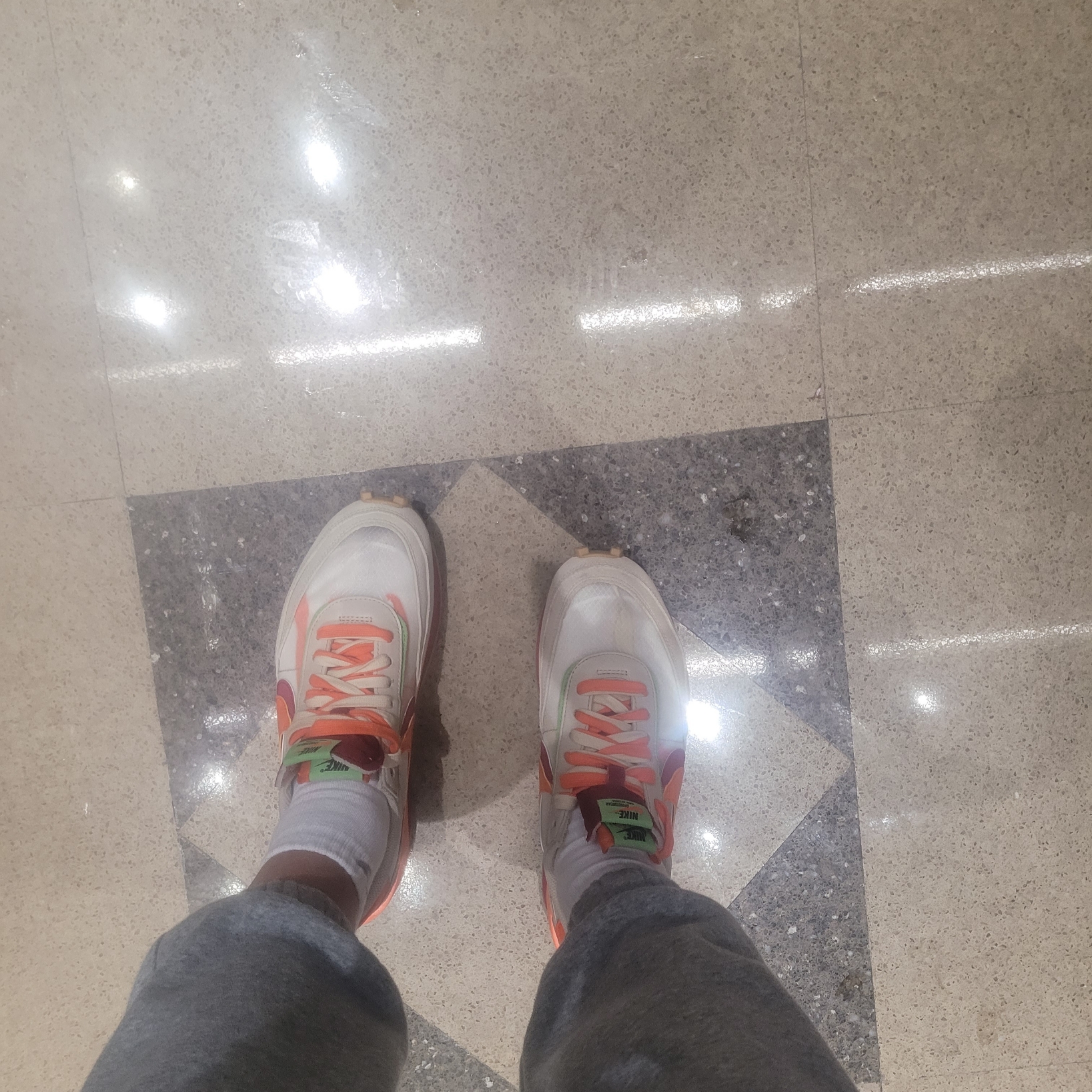 Nike x Sacai x Clot LDWaffle Orange Blaze 착용 스타일 - 1