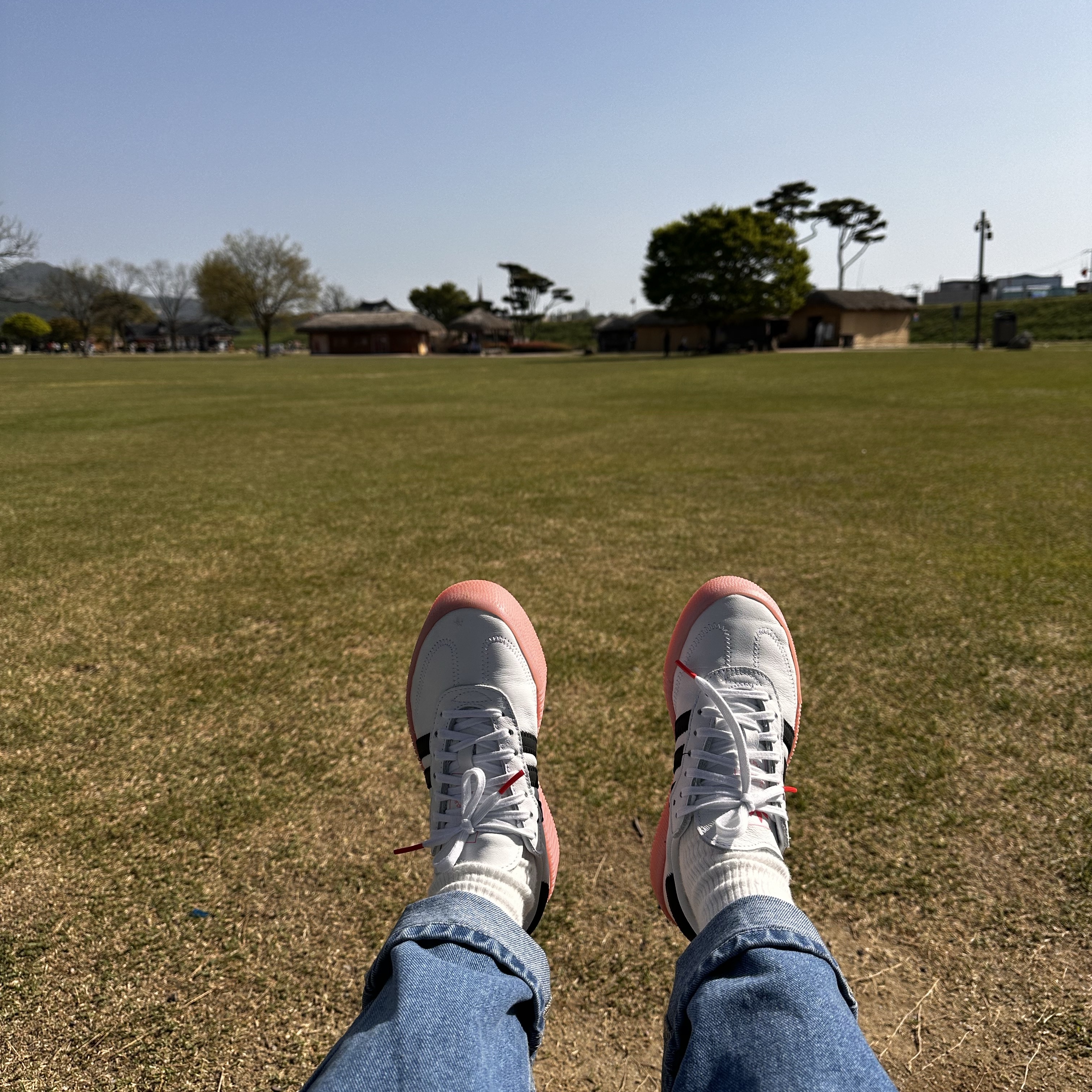 (W) Adidas Sambarose White Pink 착용 스타일