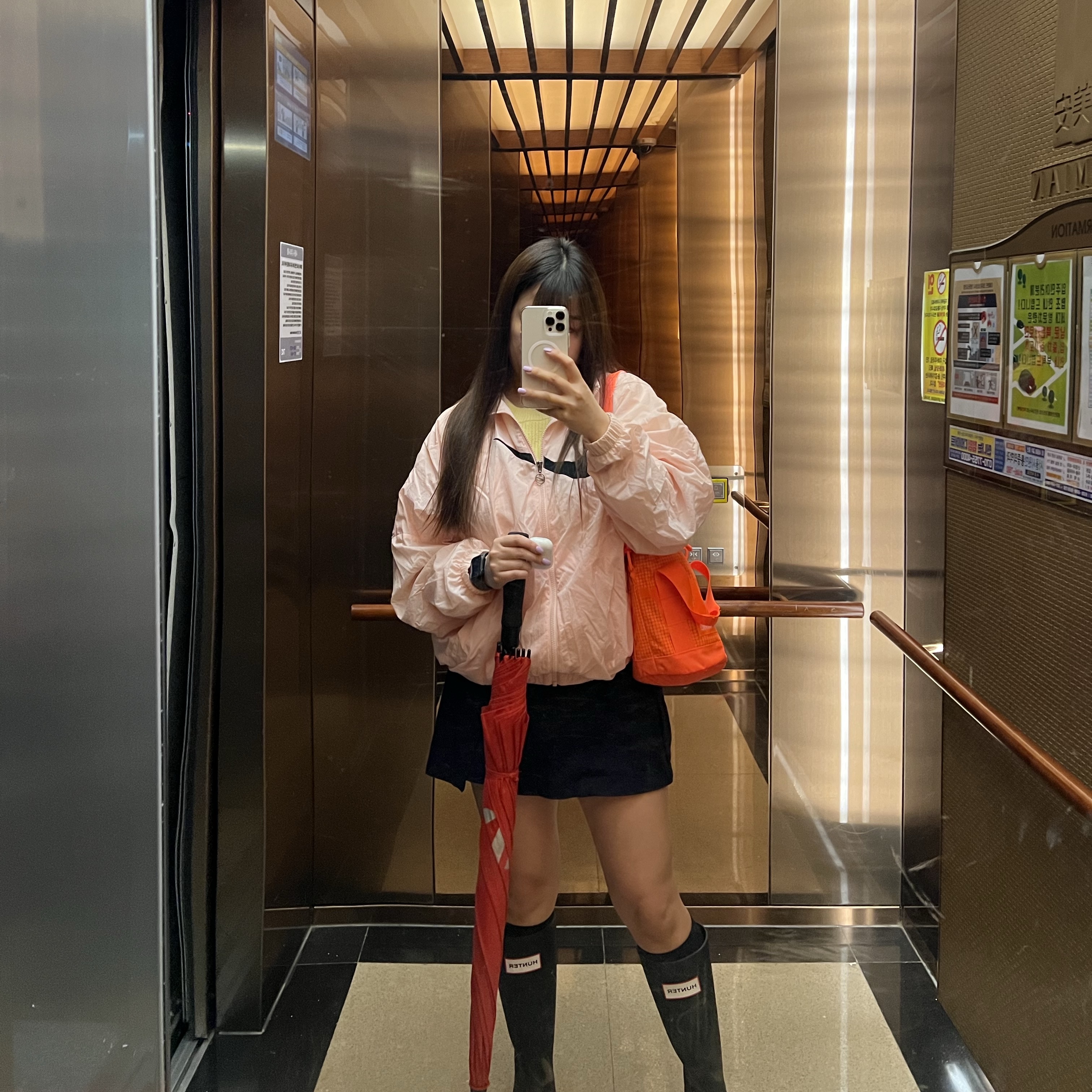 Supreme Cinch Bag Orange - 24SS 착용 스타일