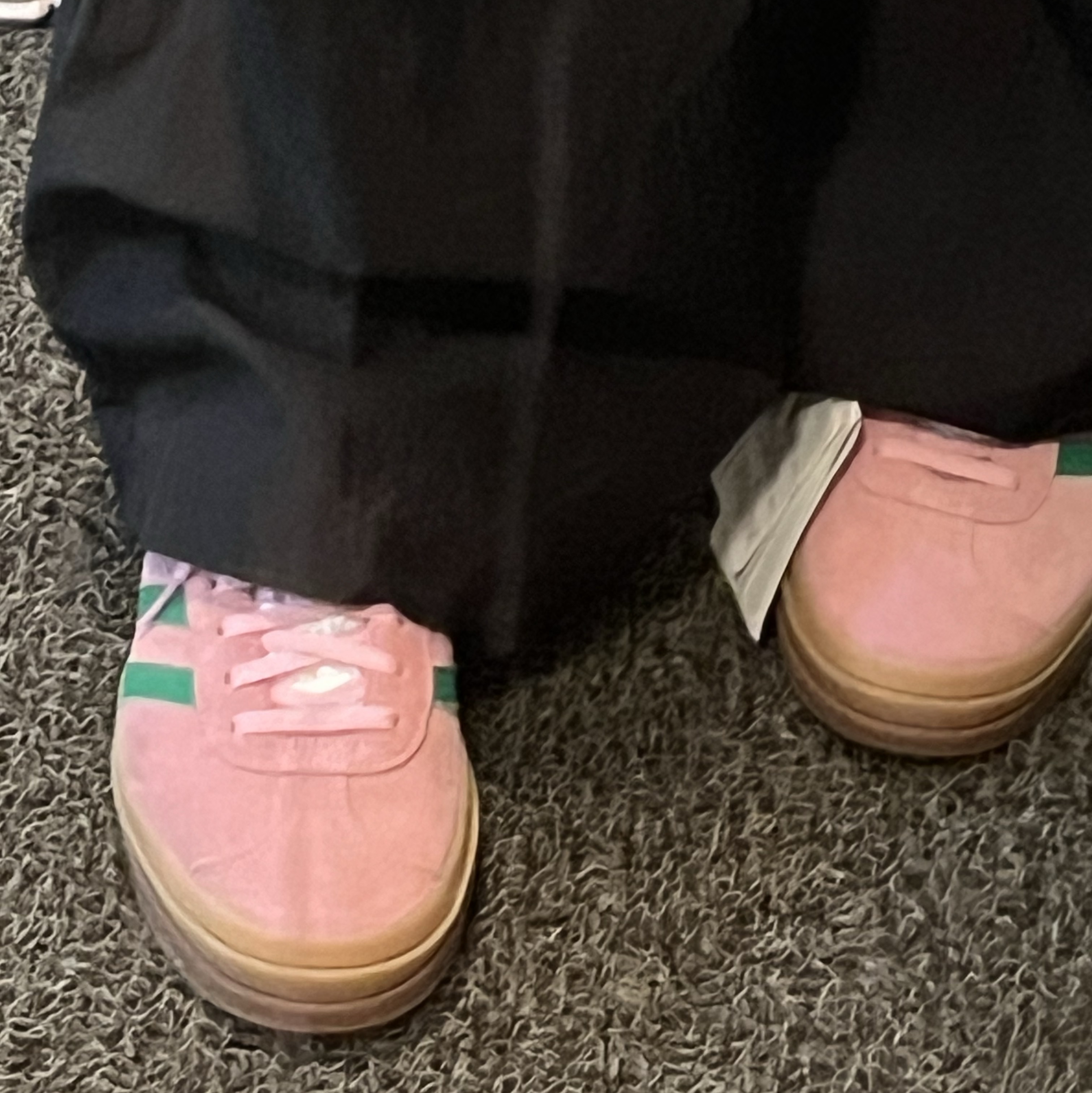 (W) Adidas Gazelle Bold True Pink Green 착용 스타일