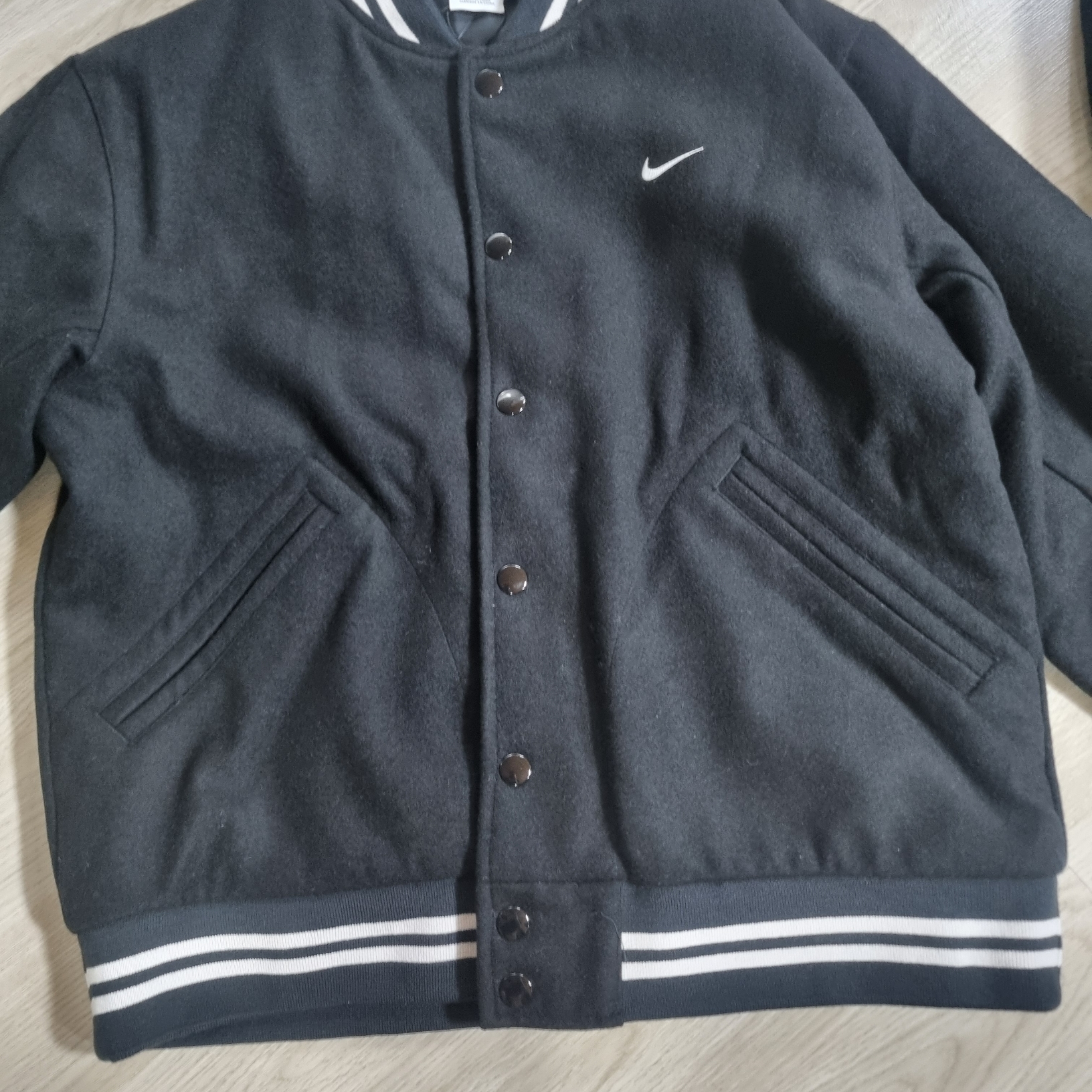 Nike NSW Authentics Varsity Jacket Black - Asia 착용 스타일