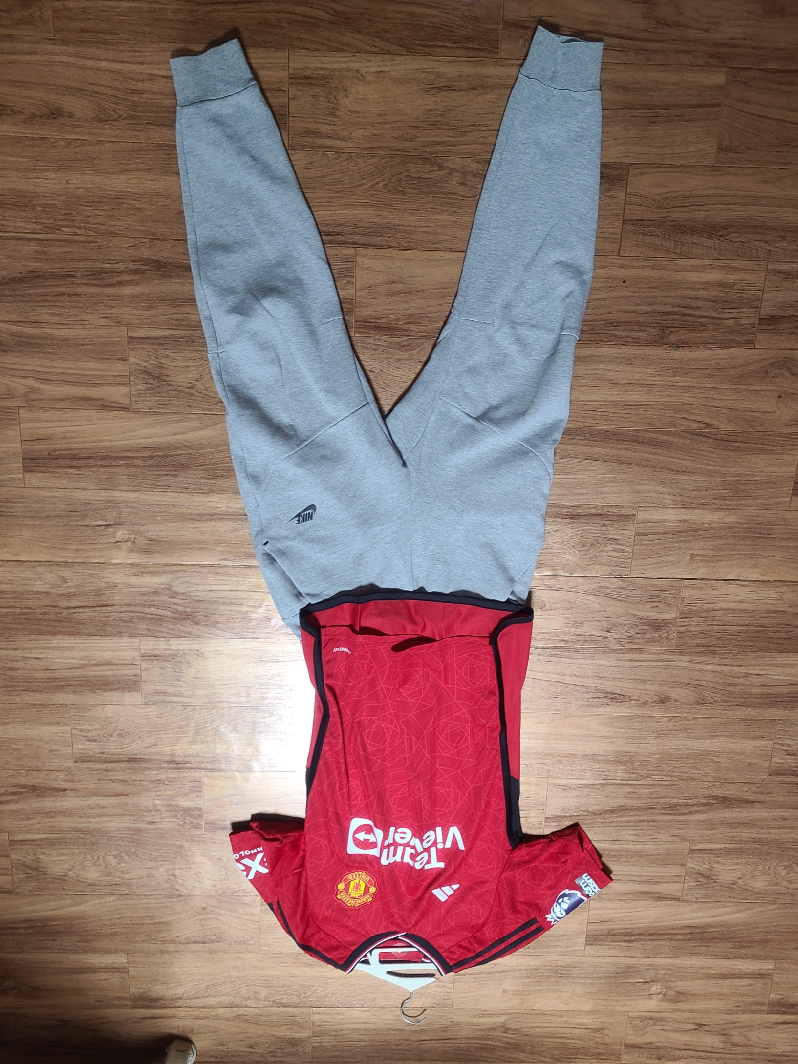 Adidas Manchester United 2023/24 Home Jersey Team Collegiate Red - KR Sizing (Non Marking Ver.) 착용 스타일
