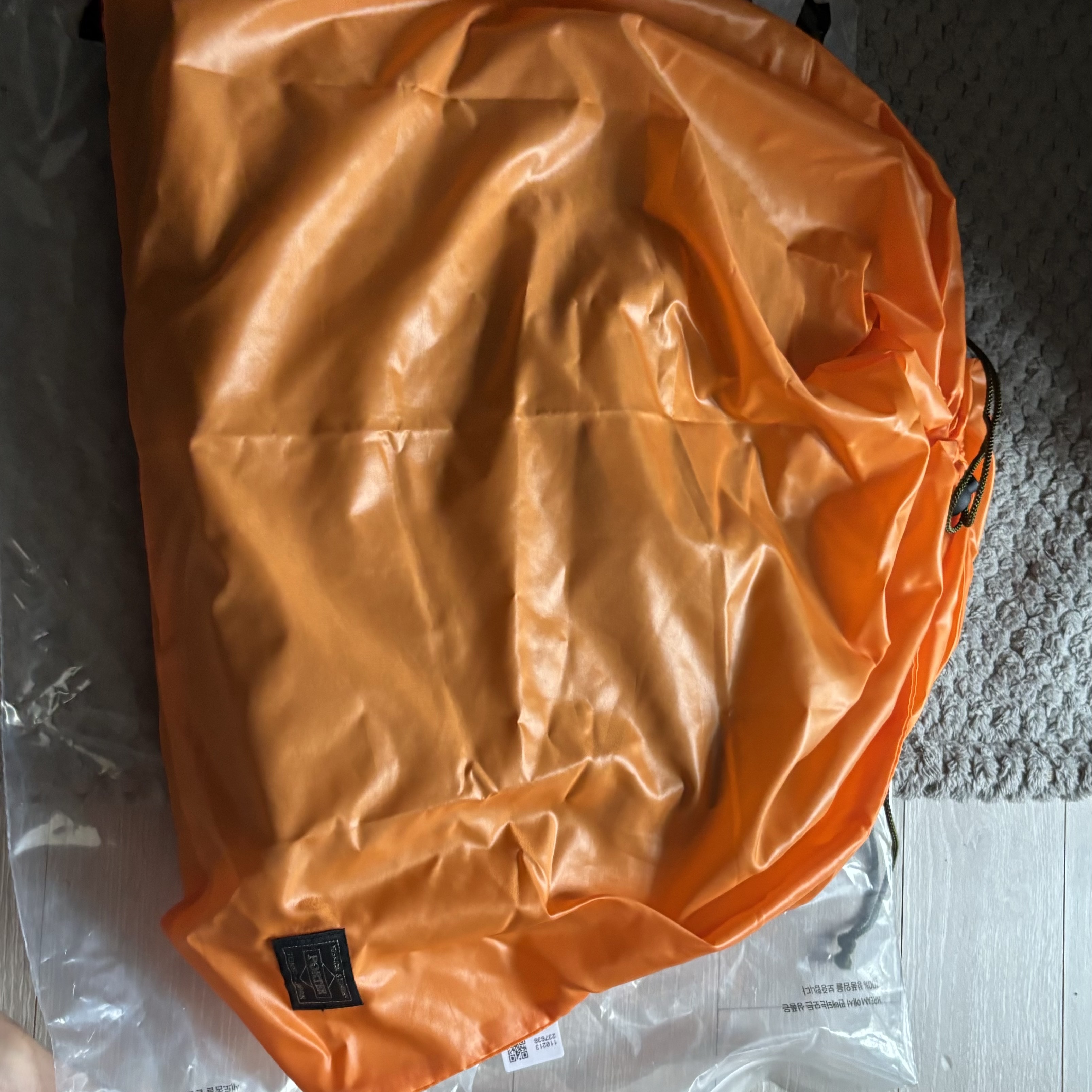 Porter PX Tanker Operator Bag 13 Iron Blue 착용 스타일 - 2