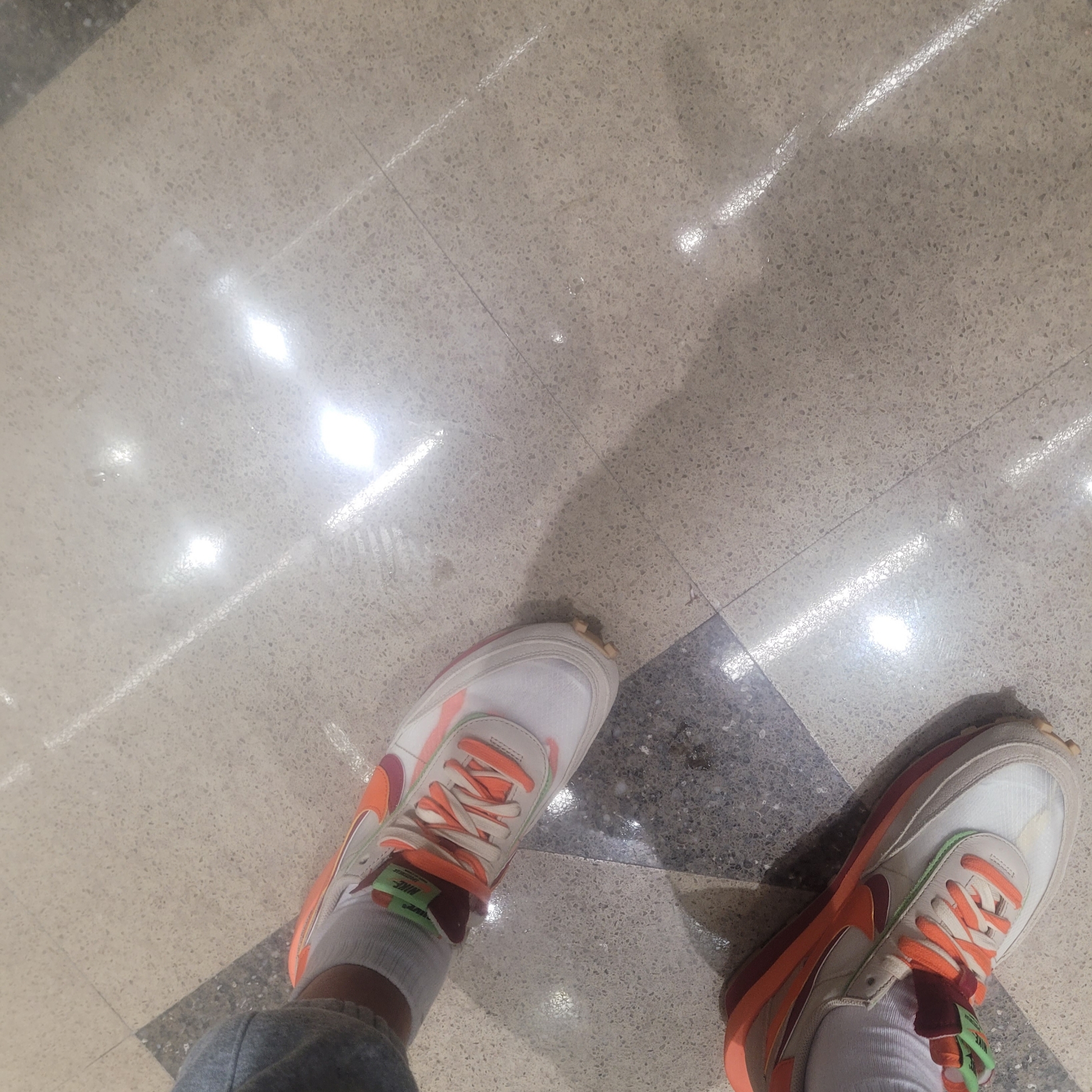 Nike x Sacai x Clot LDWaffle Orange Blaze 착용 스타일 - 2