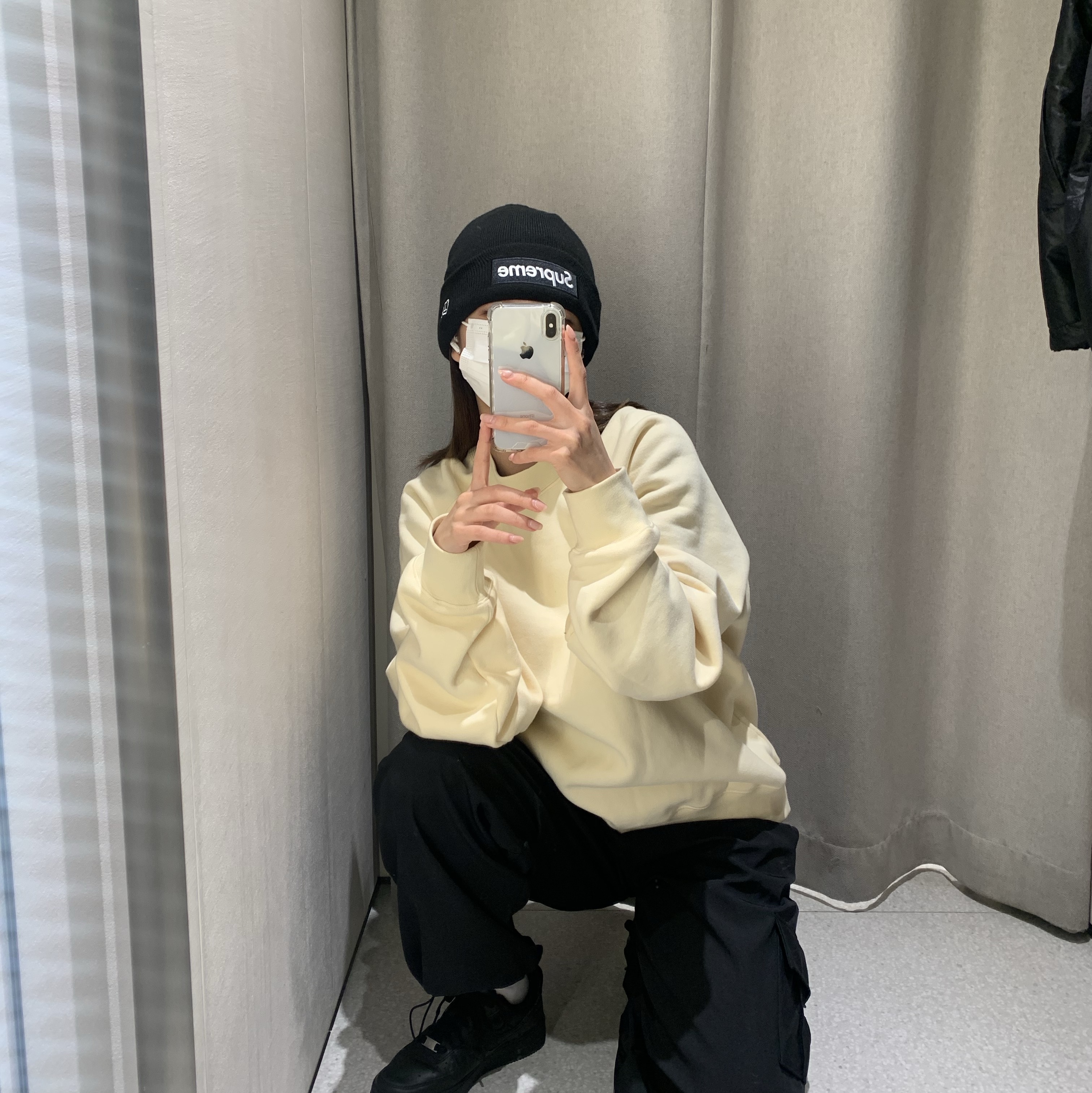 Supreme New Era Box Logo Beanie Black - 23FW, Essentials The Core Collection Crewneck Sweatshirt Light Oatmeal 착용 스타일