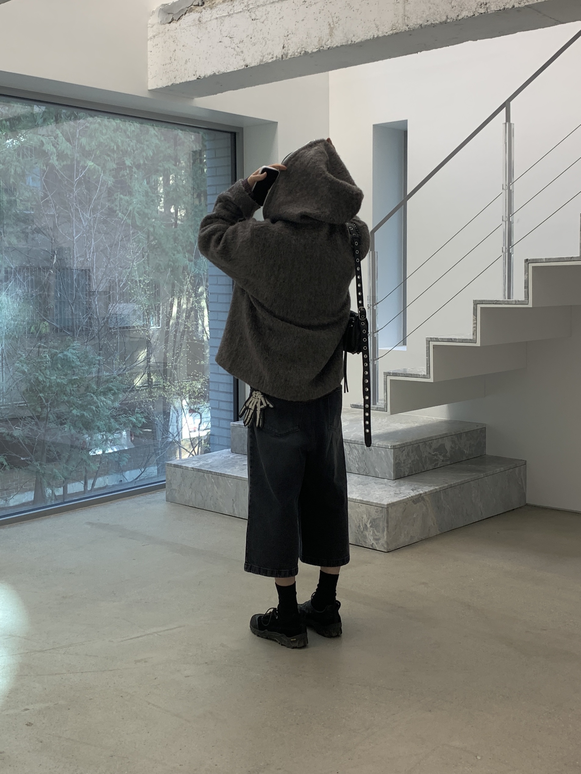 Our Legacy Gabe Stealth Black Leather, Chrome Hearts Cross Leather Patch Cashmere Beanie Black 착용 스타일 - 4