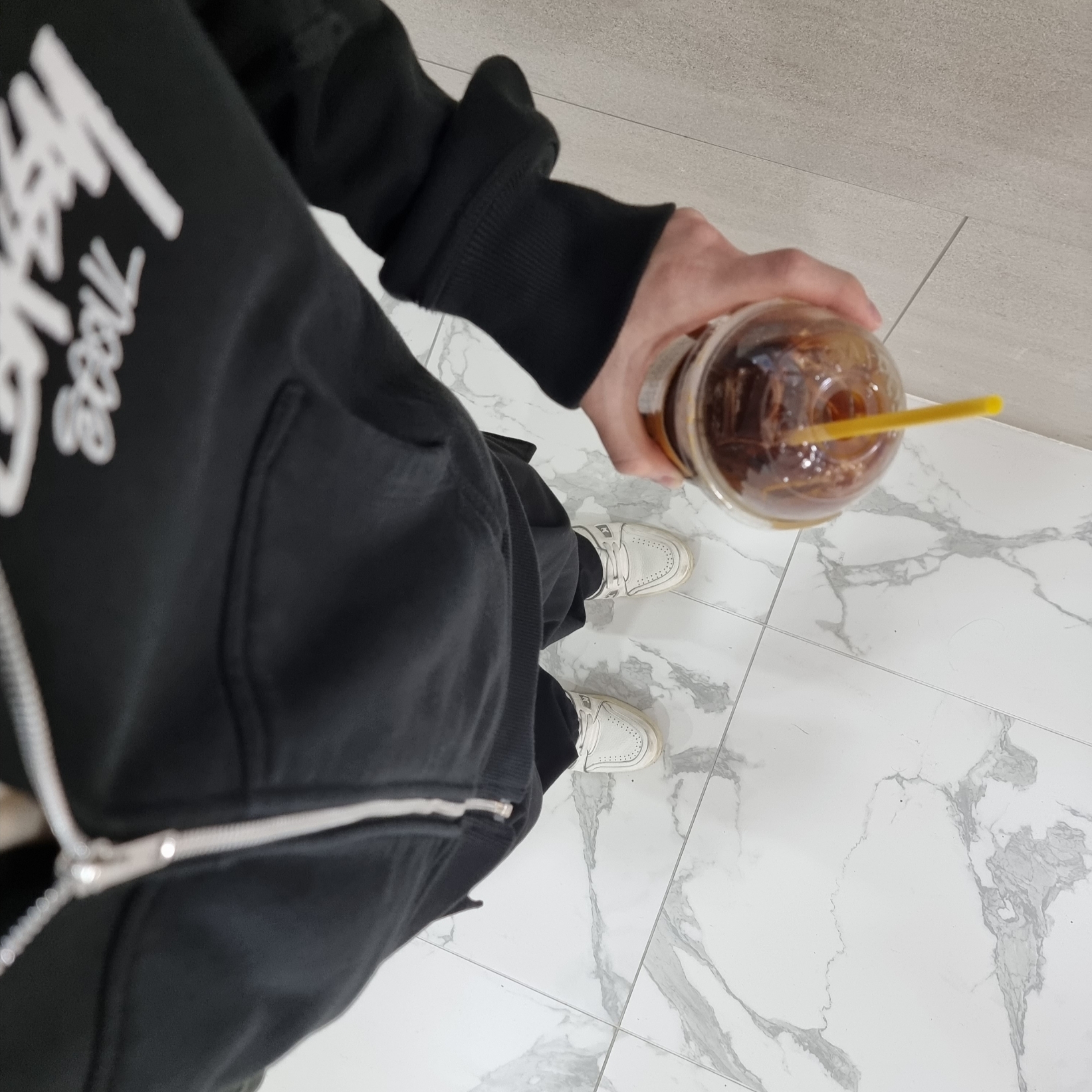 Louis Vuitton LV Trainer Sneakers White, Stussy Stock Seoul Zip Hood Black 착용 스타일