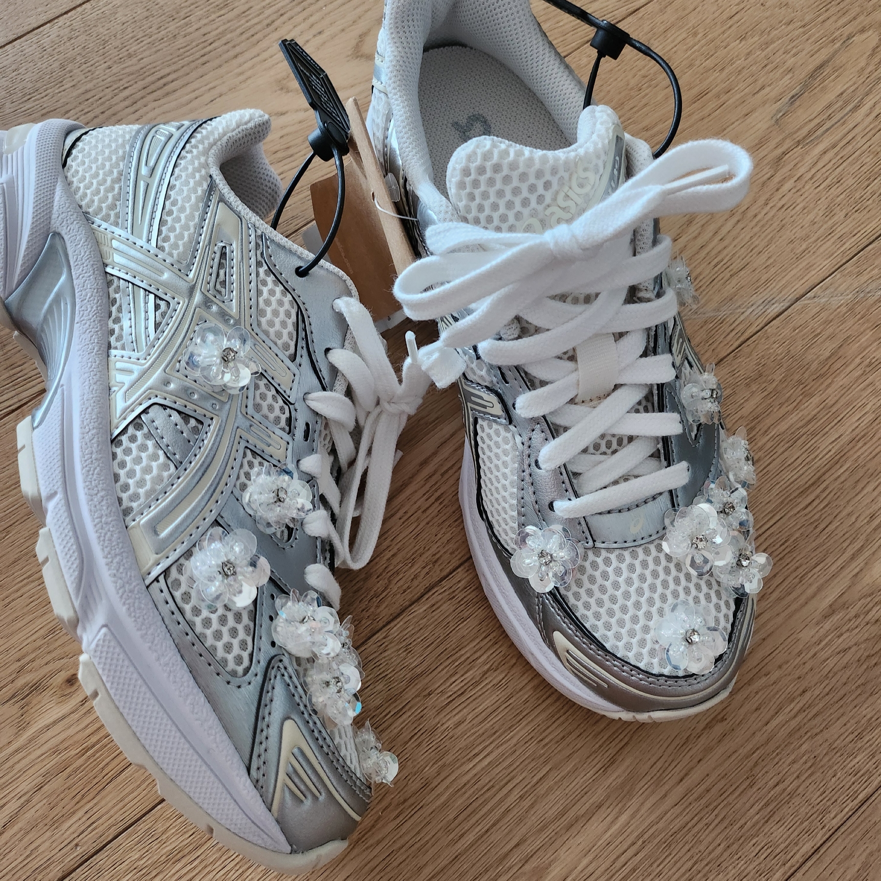 (W) Asics Gel-1130 Cream Pure Silver 착용 스타일