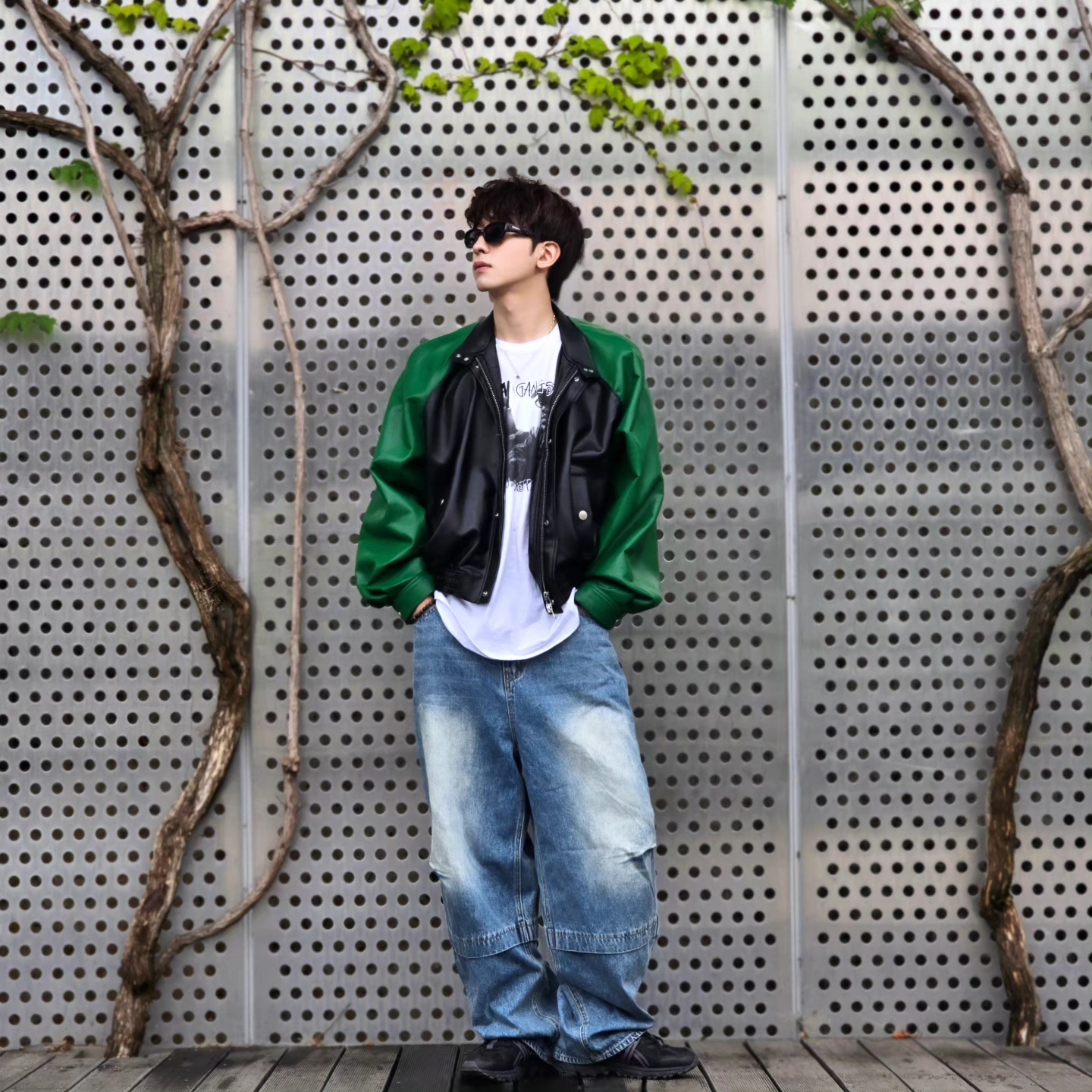 Samsung Galaxy Watch6 44mm LTE Silver (Korean Ver.), Stussy x Gang Starr Take It Personal T-Shirt White 착용 스타일 - 5