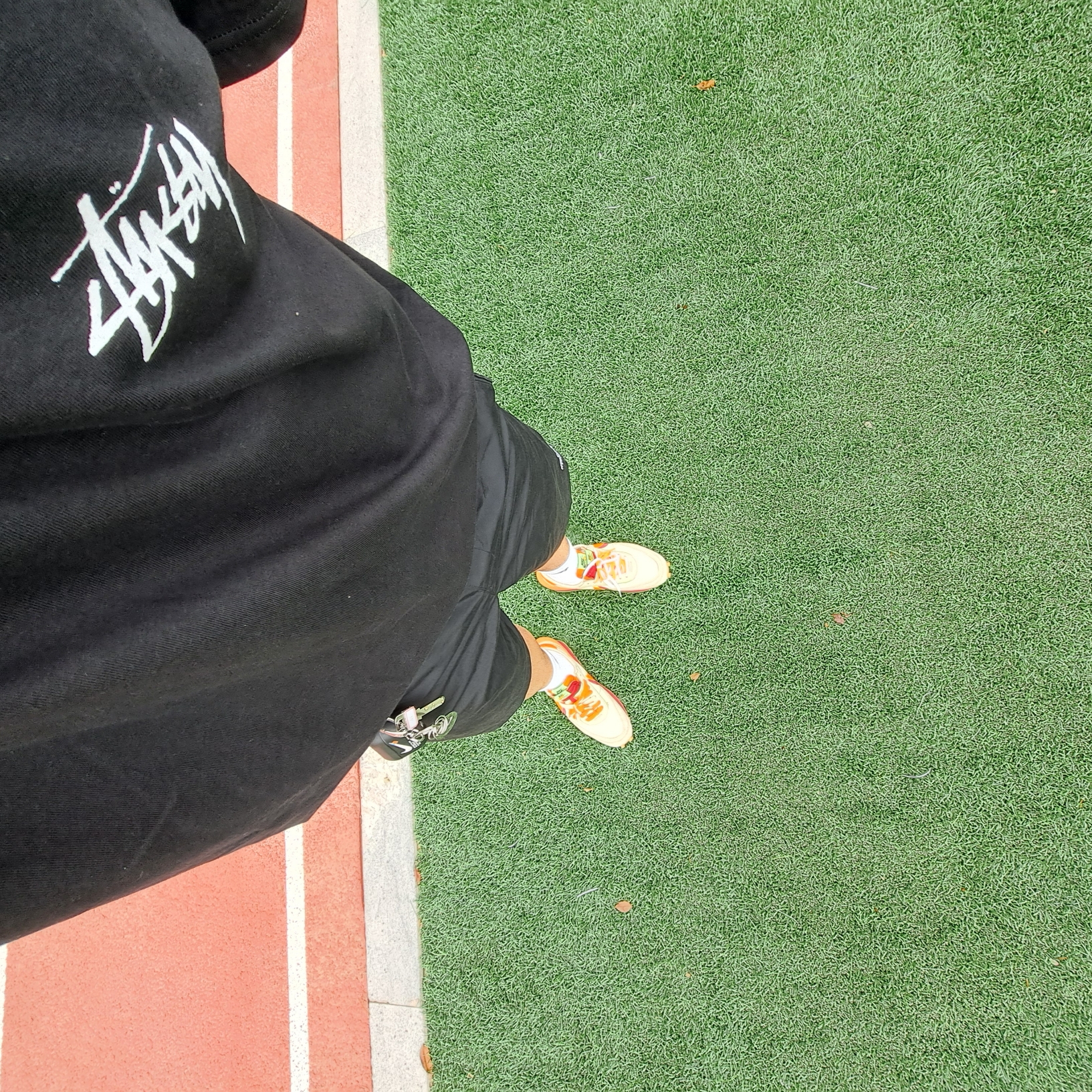 Stussy Basic Stussy T-Shirt Black 2023, Nike x Sacai x Clot LDWaffle Orange Blaze 착용 스타일