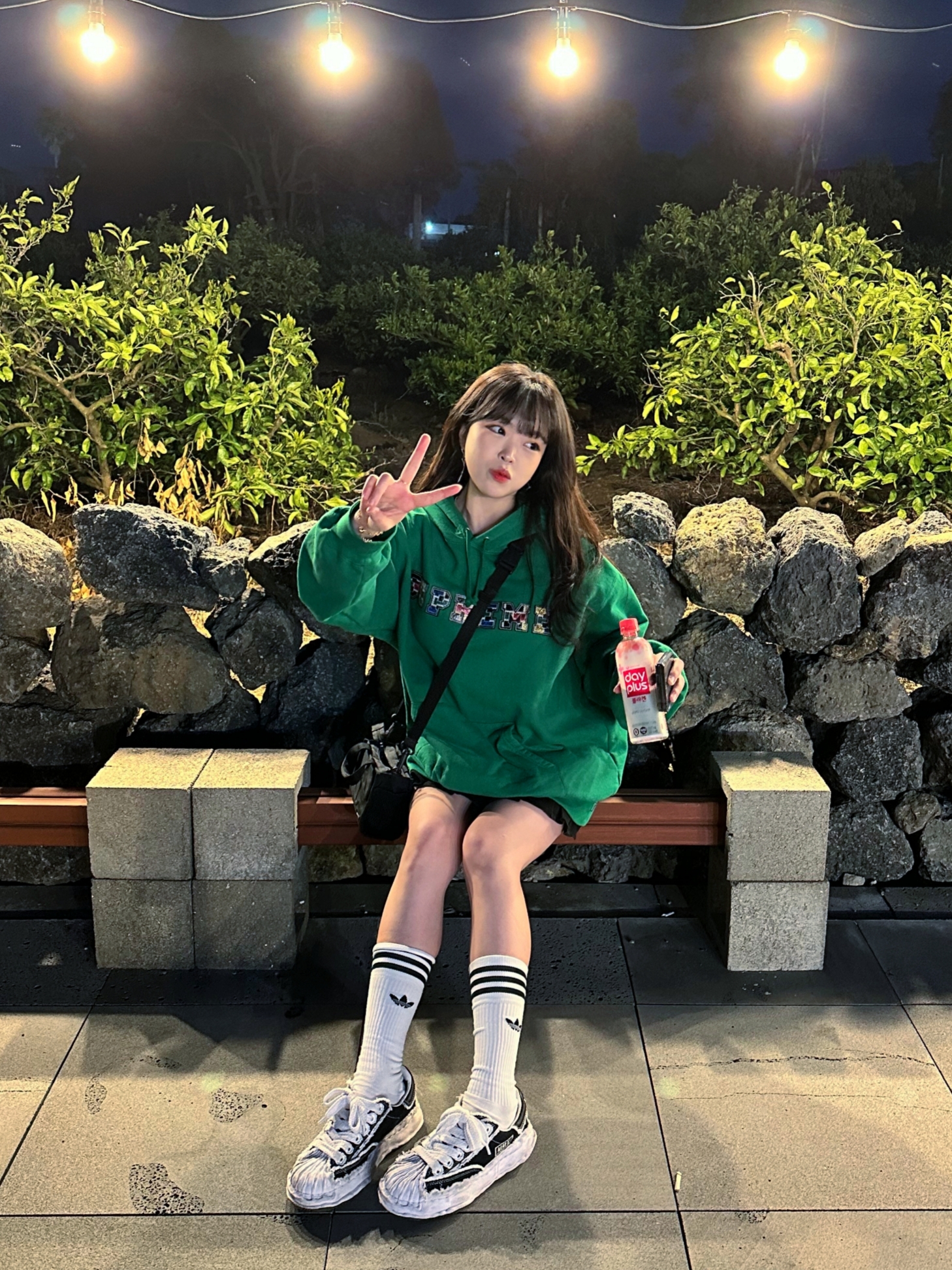 Maison Mihara Yasuhiro Blakey OG Sole OH Canvas Low-top Sneakers Black, Supreme Collegiate Patchwork Leather Hooded Sweatshirt Green - 23FW 착용 스타일 - 2