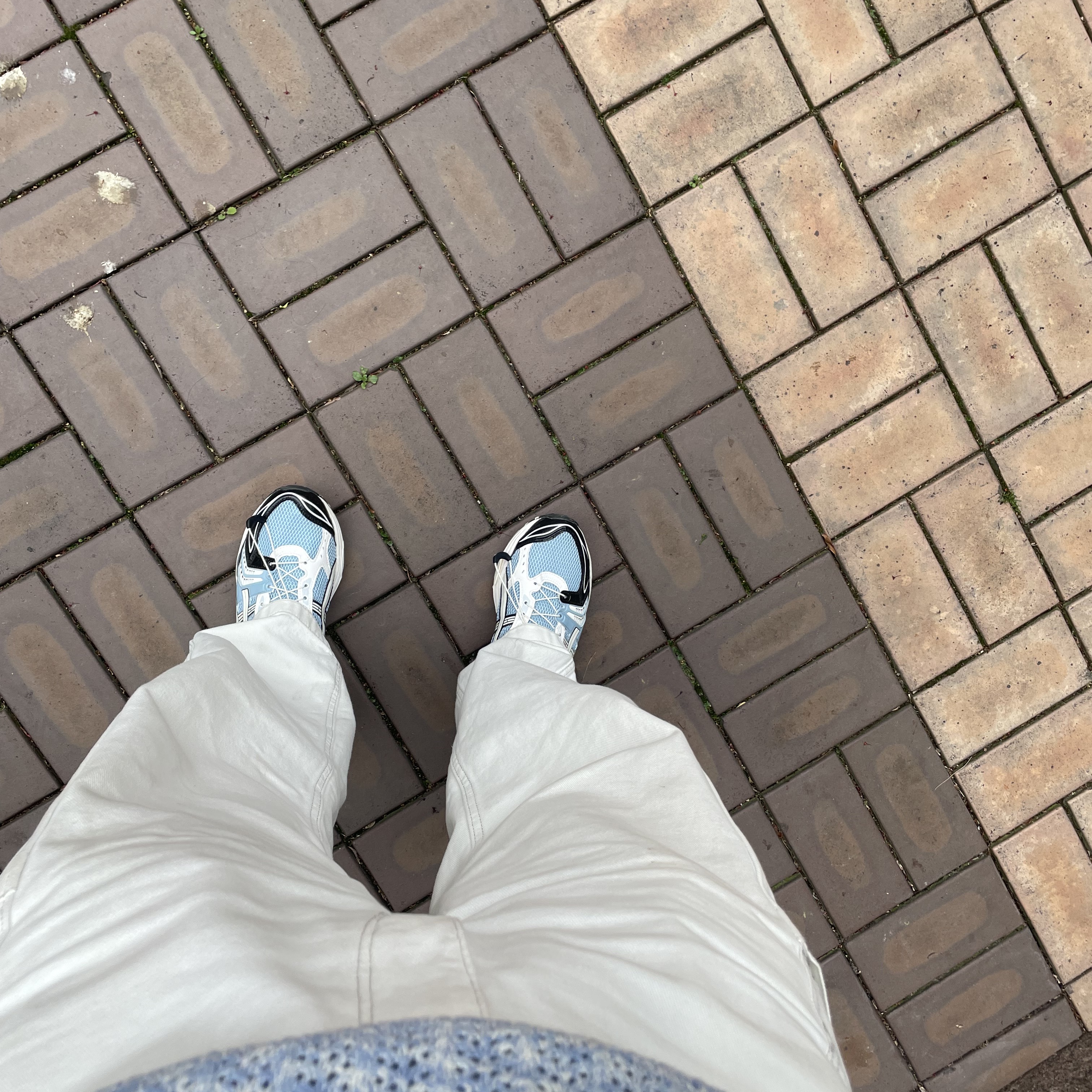 Asics Unlimited Gel-Kayano 14 Mist Cream 착용 스타일 - 3
