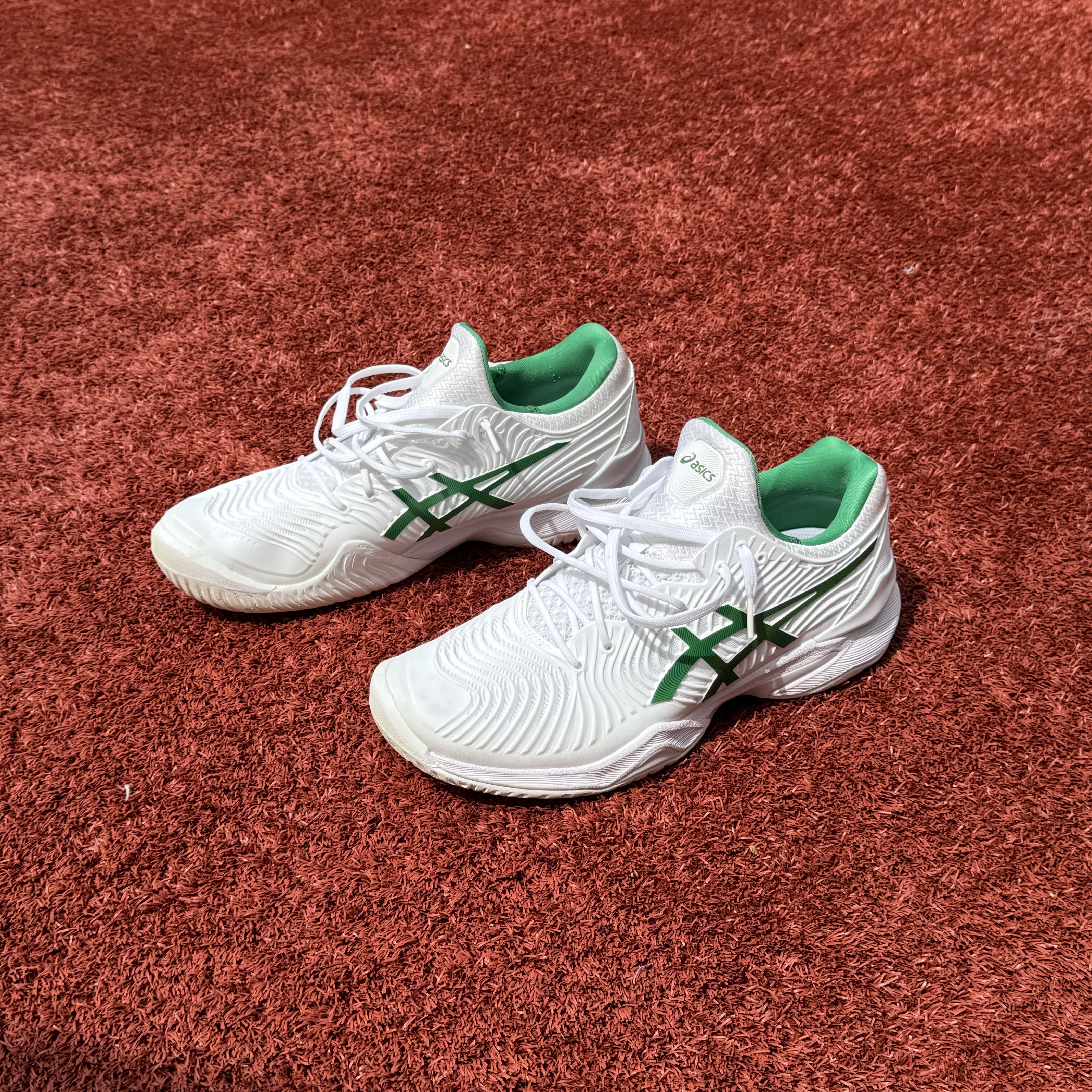 Asics Court FF Novak White Green 착용 스타일