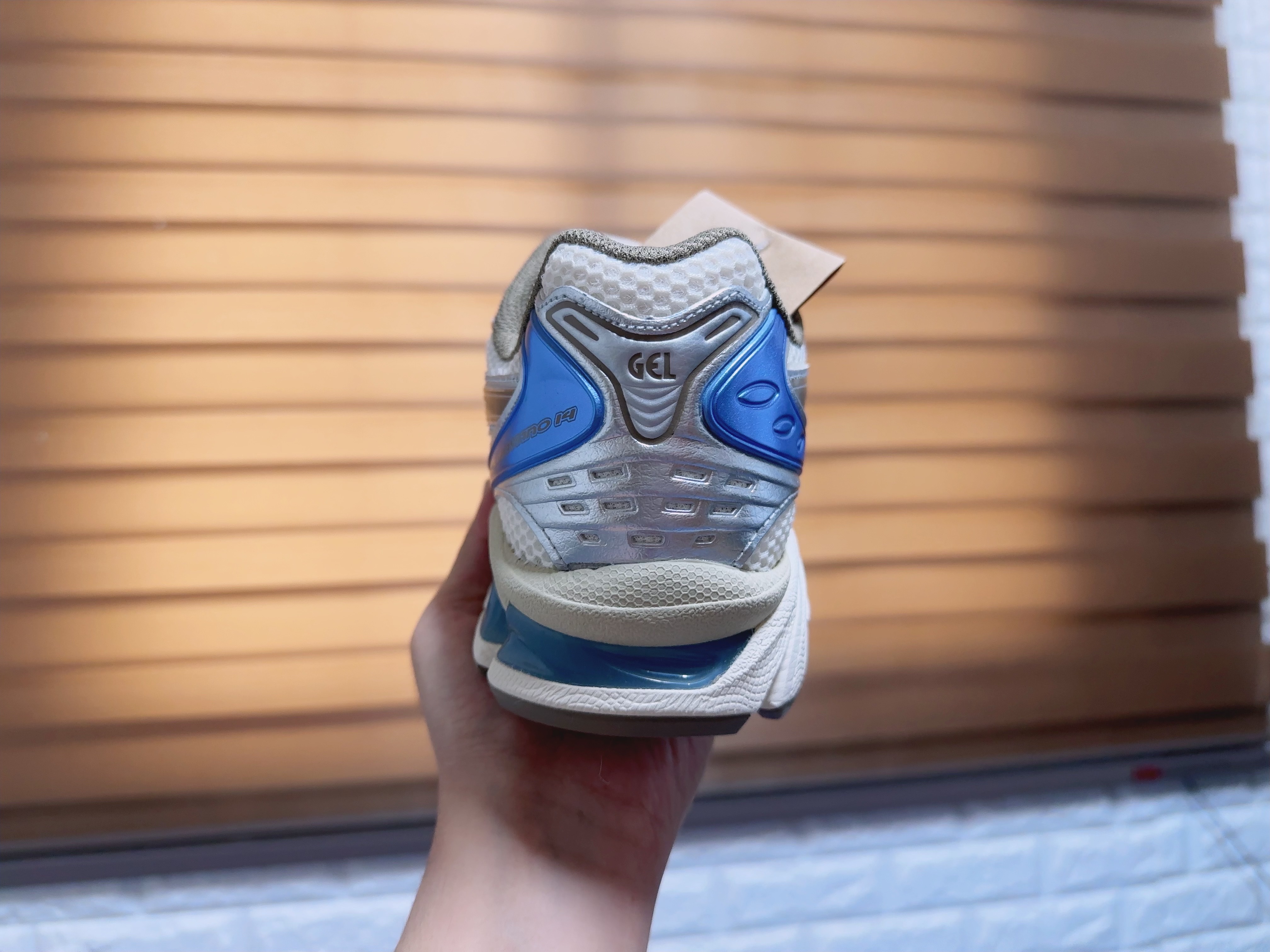 (W) Asics Gel-Kayano 14 Cream Pepper 착용 스타일 - 5