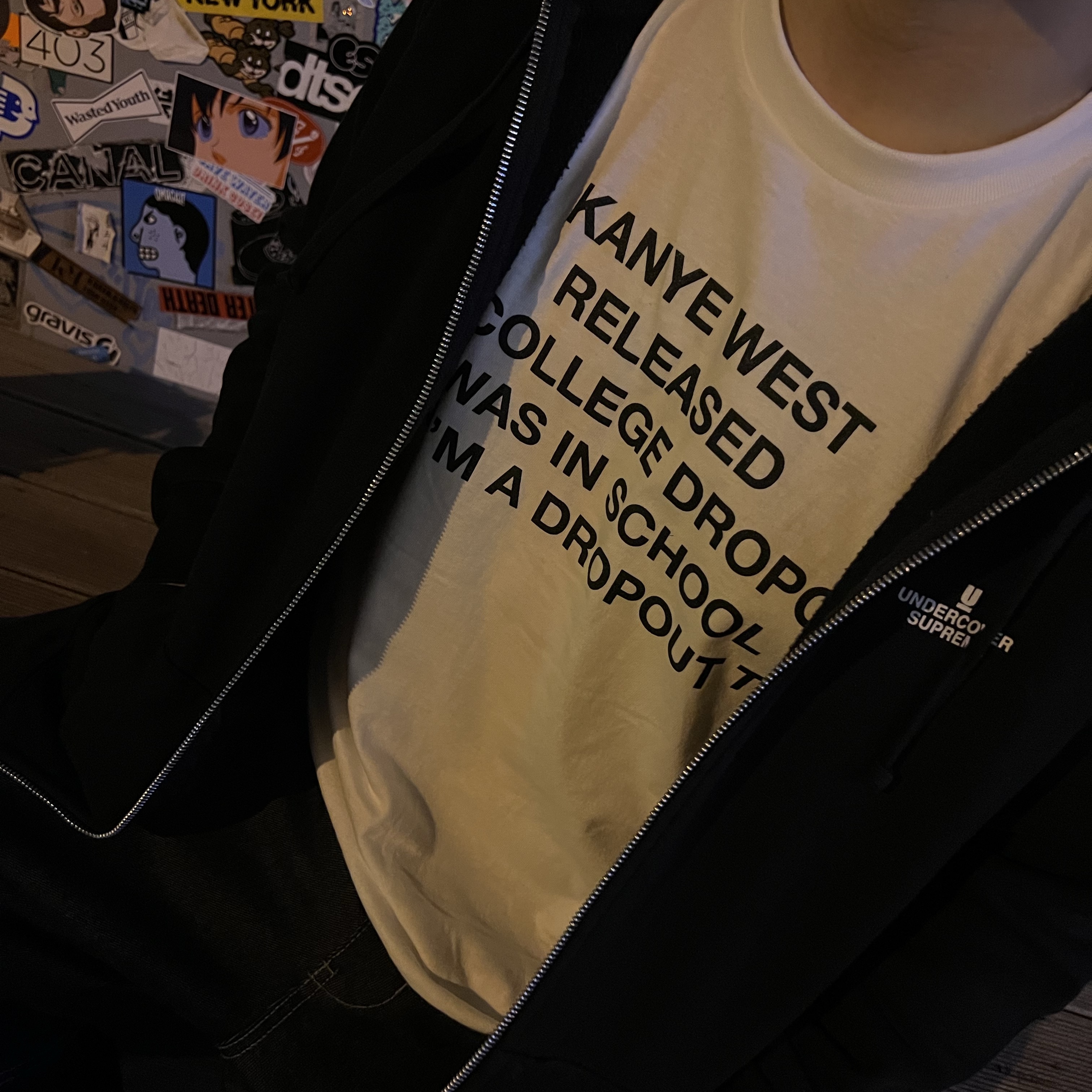 Nike V2K Run Summit White Metallic Silver, Supreme x Undercover Zip Up Hooded Sweatshirt Black - 23SS 착용 스타일 - 2