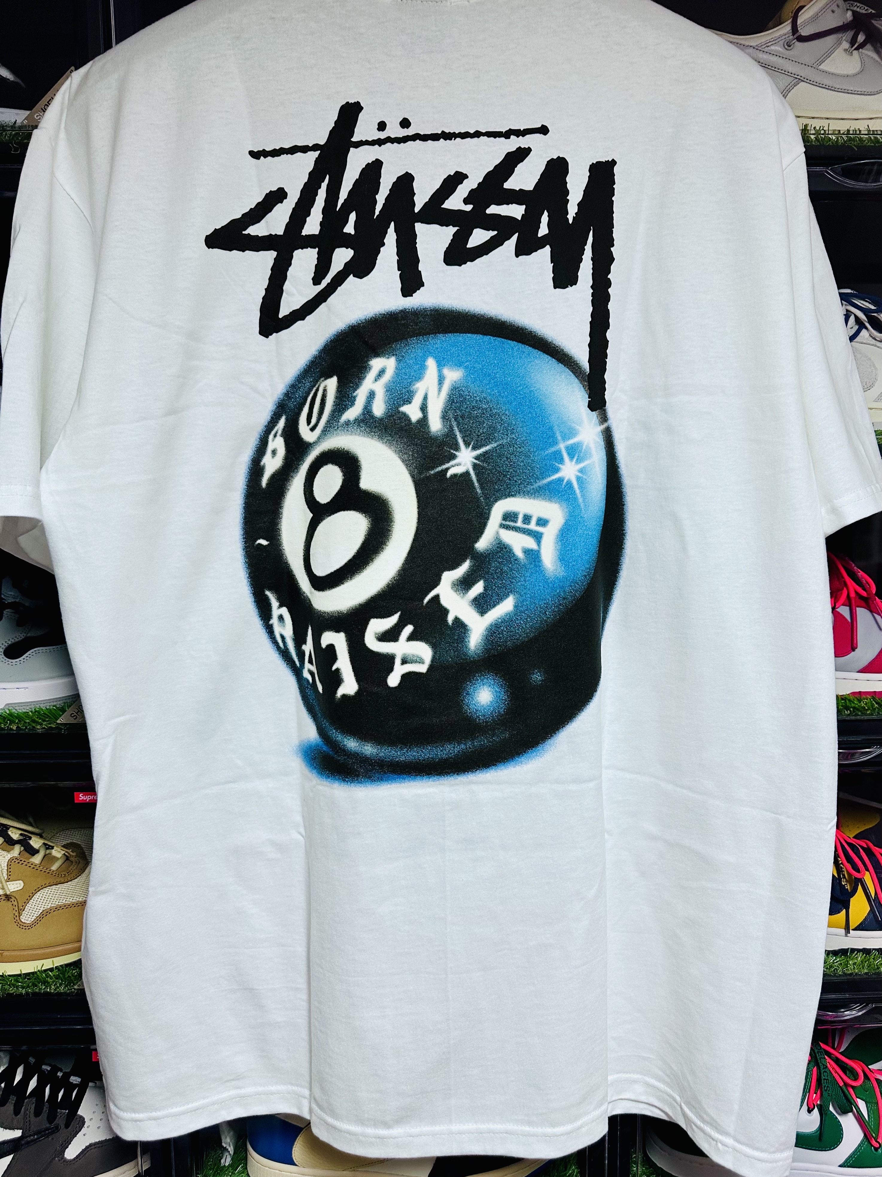 Stussy x Born X Raised 8 Ball T-Shirt White 착용 스타일 - 2