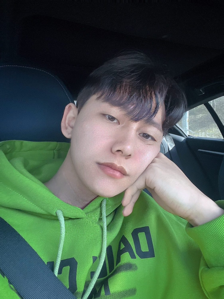KREAM 프로필 이미지