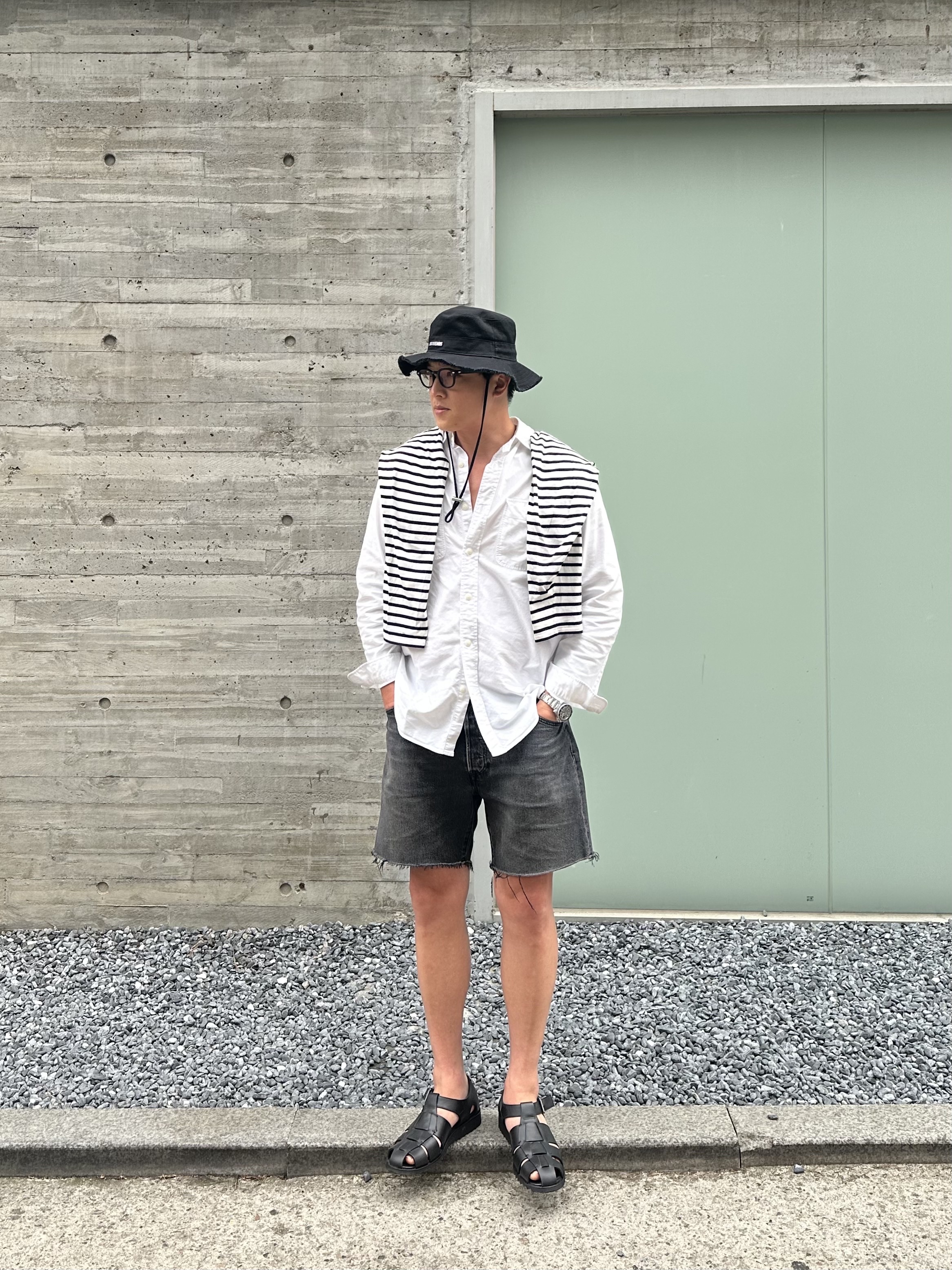 Paraboot Pacific Lisse Black, Jacquemus Le Bob Artichaut Bucket Hat Black 착용 스타일