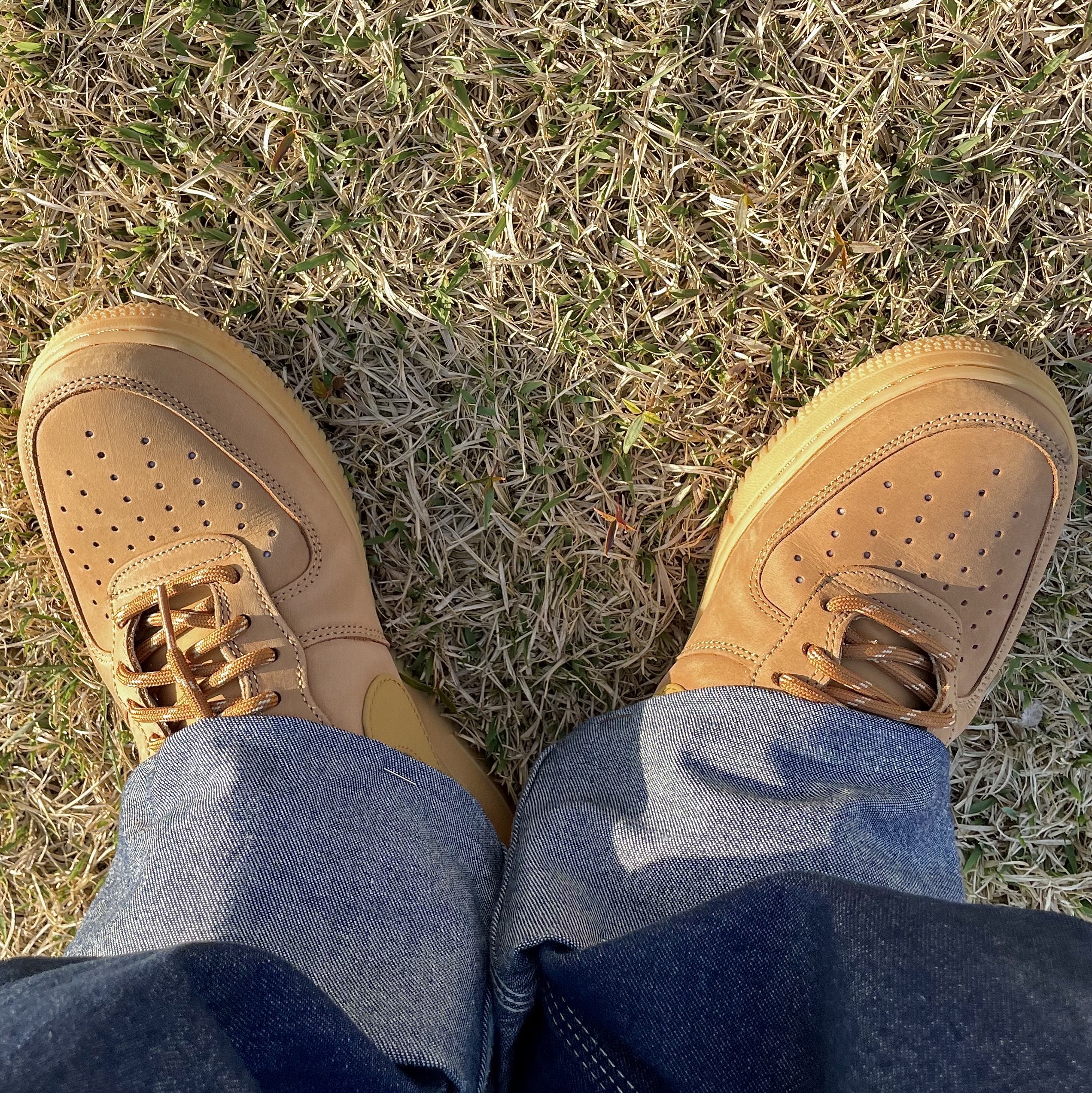 Nike Air Force 1 '07 WB Flax 착용 스타일