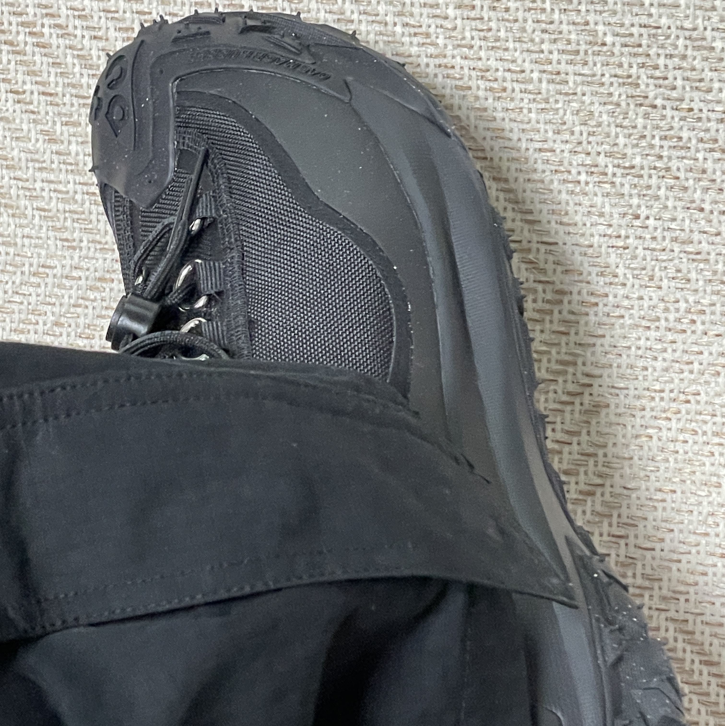 Nike x Comme des Garcons Homme Plus ACG Mountain Fly 2 Low Black 착용 스타일 - 3