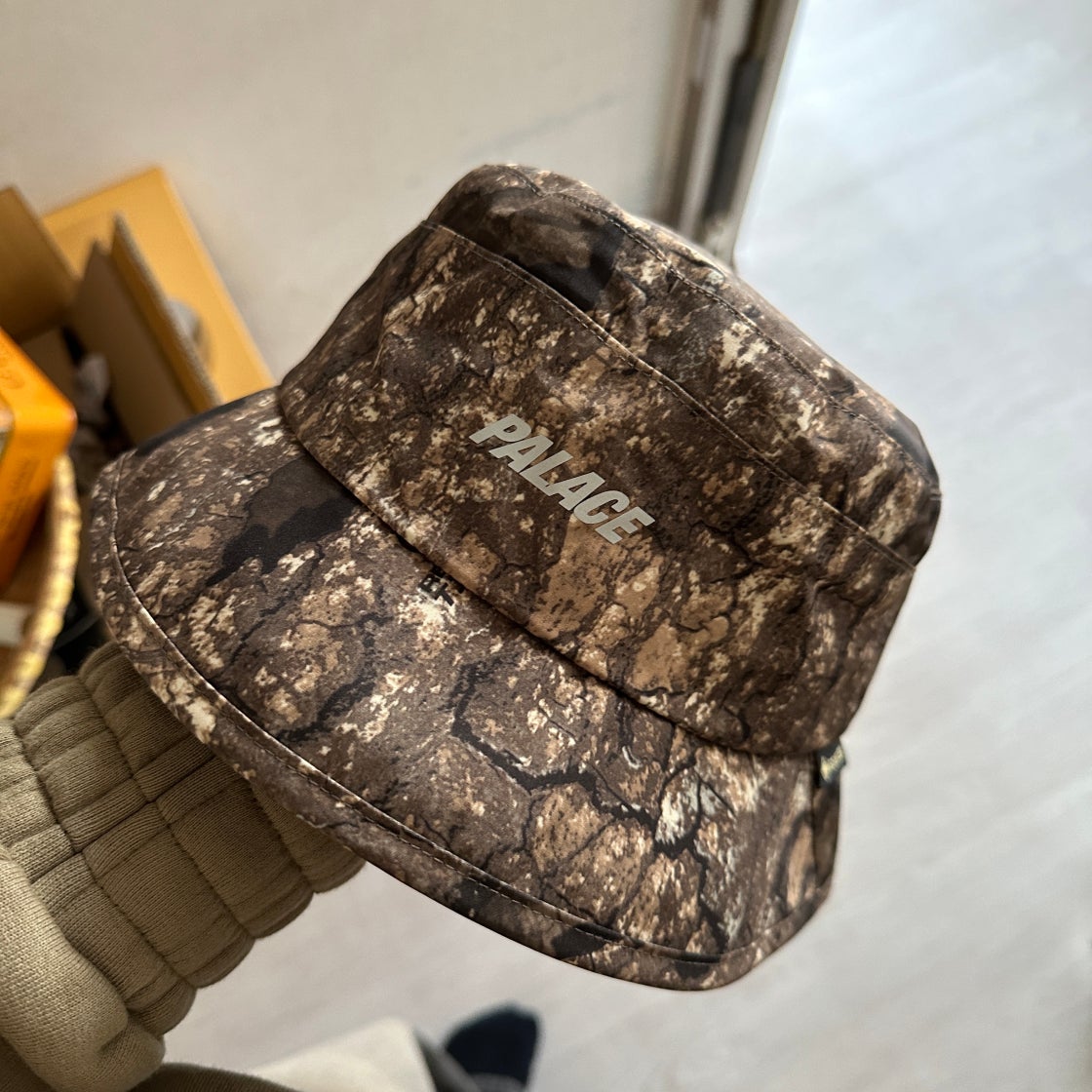 palace GORE-TEX 3L BUCKET HAT REALTREE