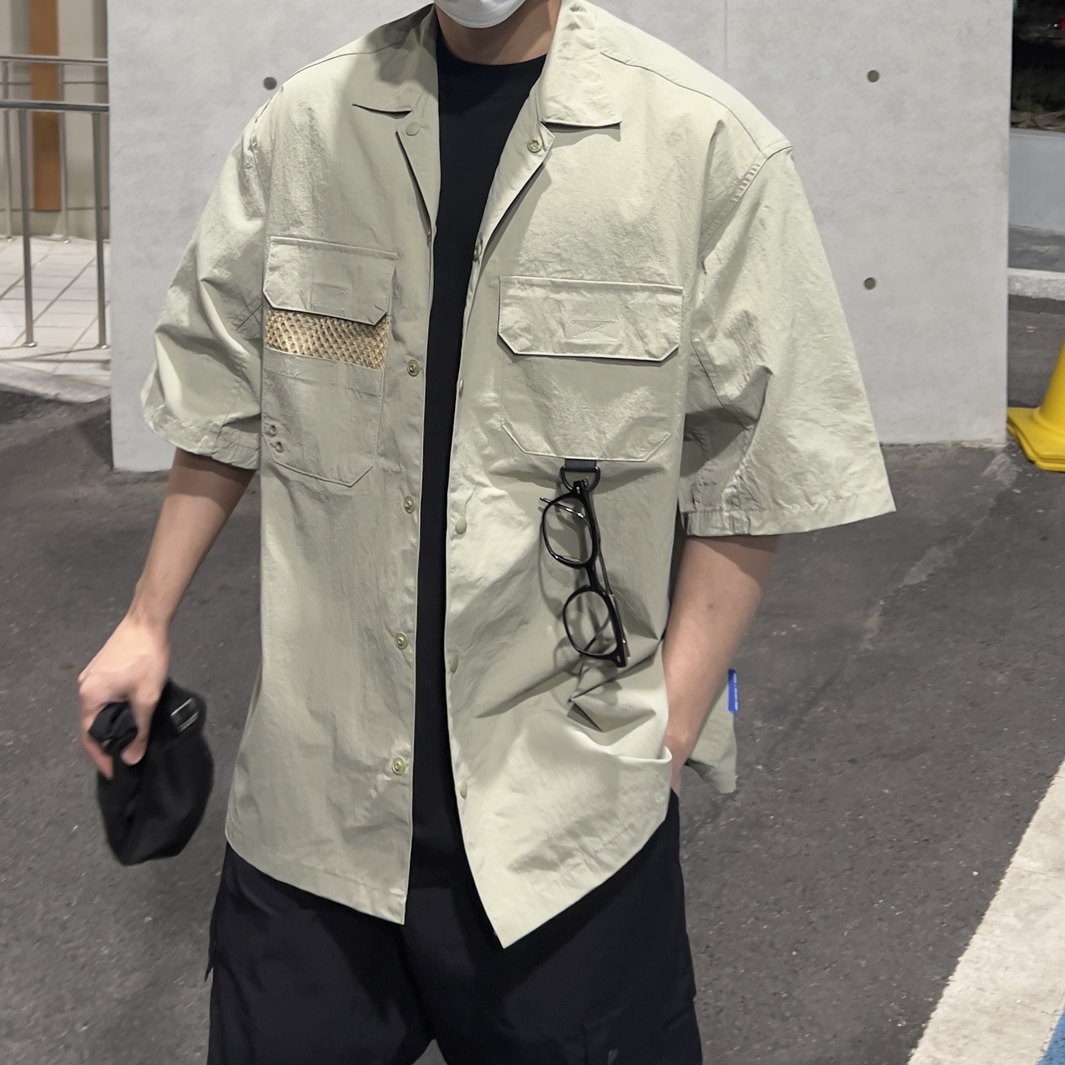 Oakley Factory Team x Brain Dead Flesh White Birch 착용 스타일 - 2