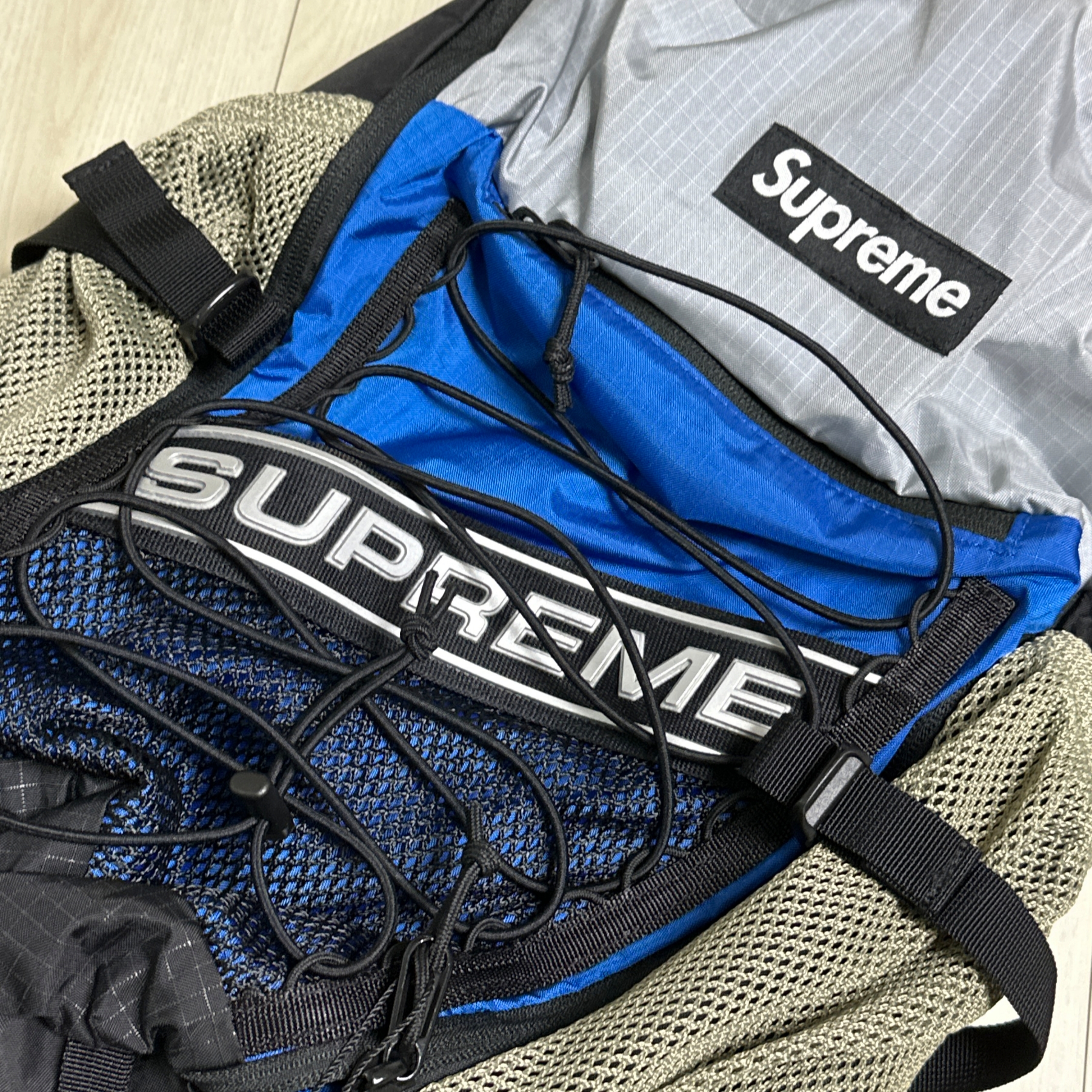 Supreme Backpack Blue - 23FW 착용 스타일