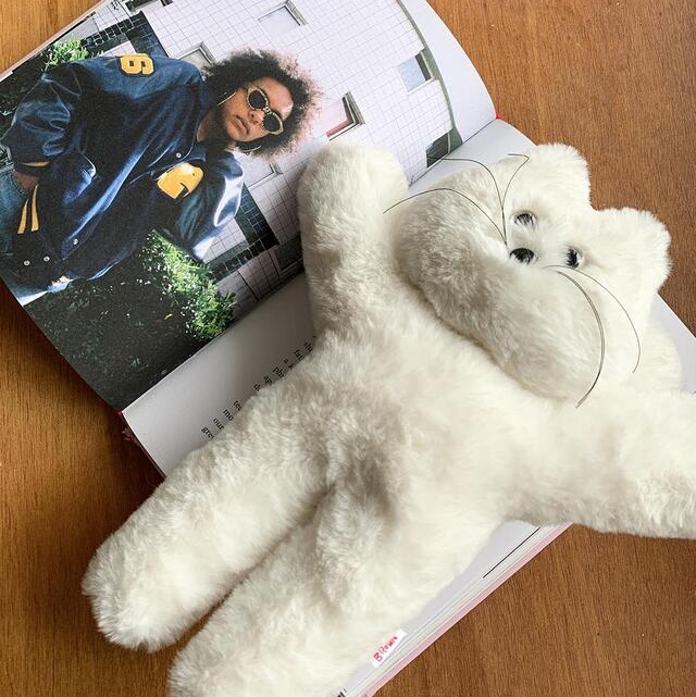 Lelbobrown Oversize Keyring Tofu 착용 스타일