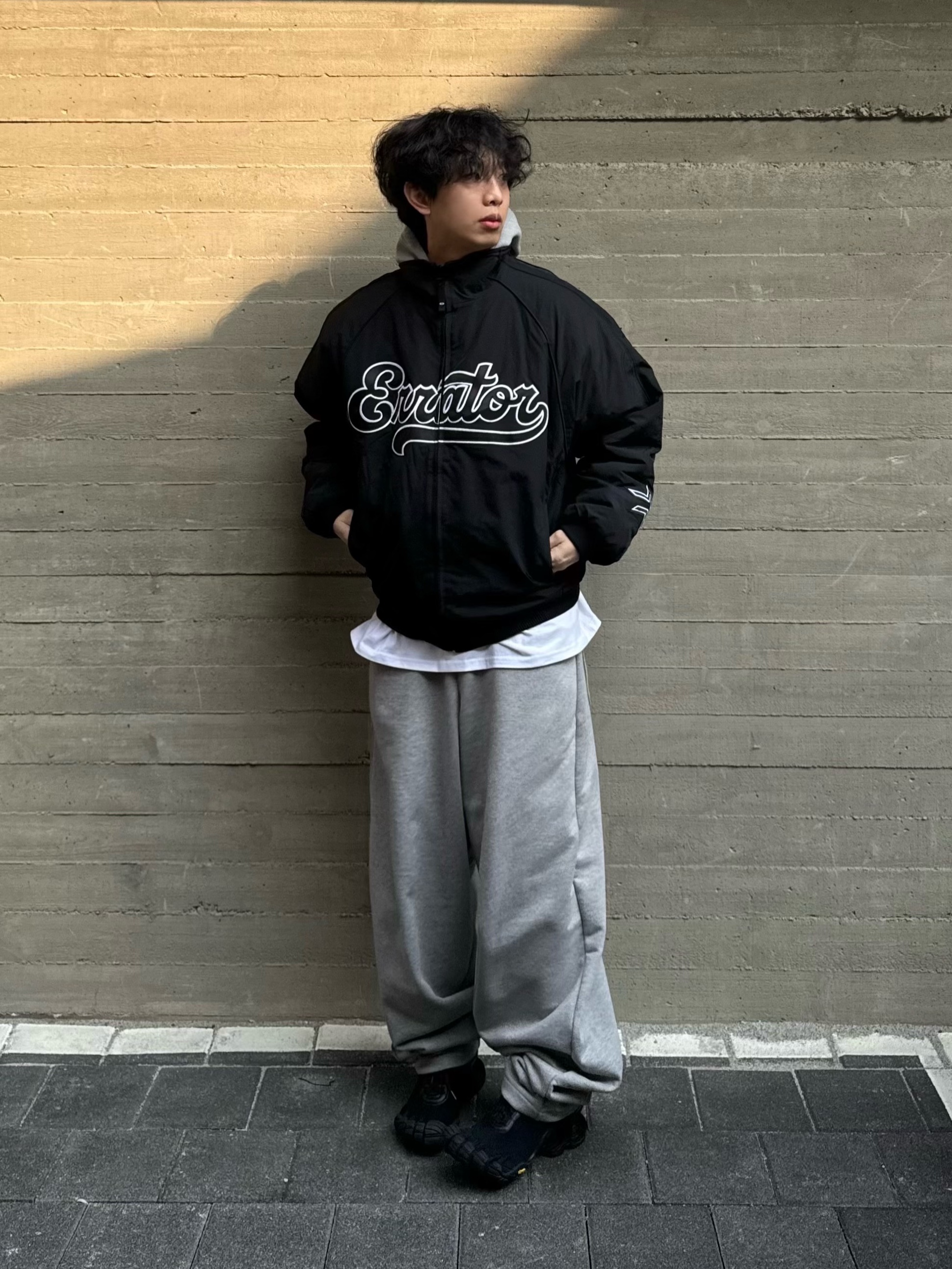 MJD Everyday Heavy Sweat Baggy Pants Melange Grey, Balenciaga Toe Lace-Up Vibram Sneakers Black 착용 스타일 - 2