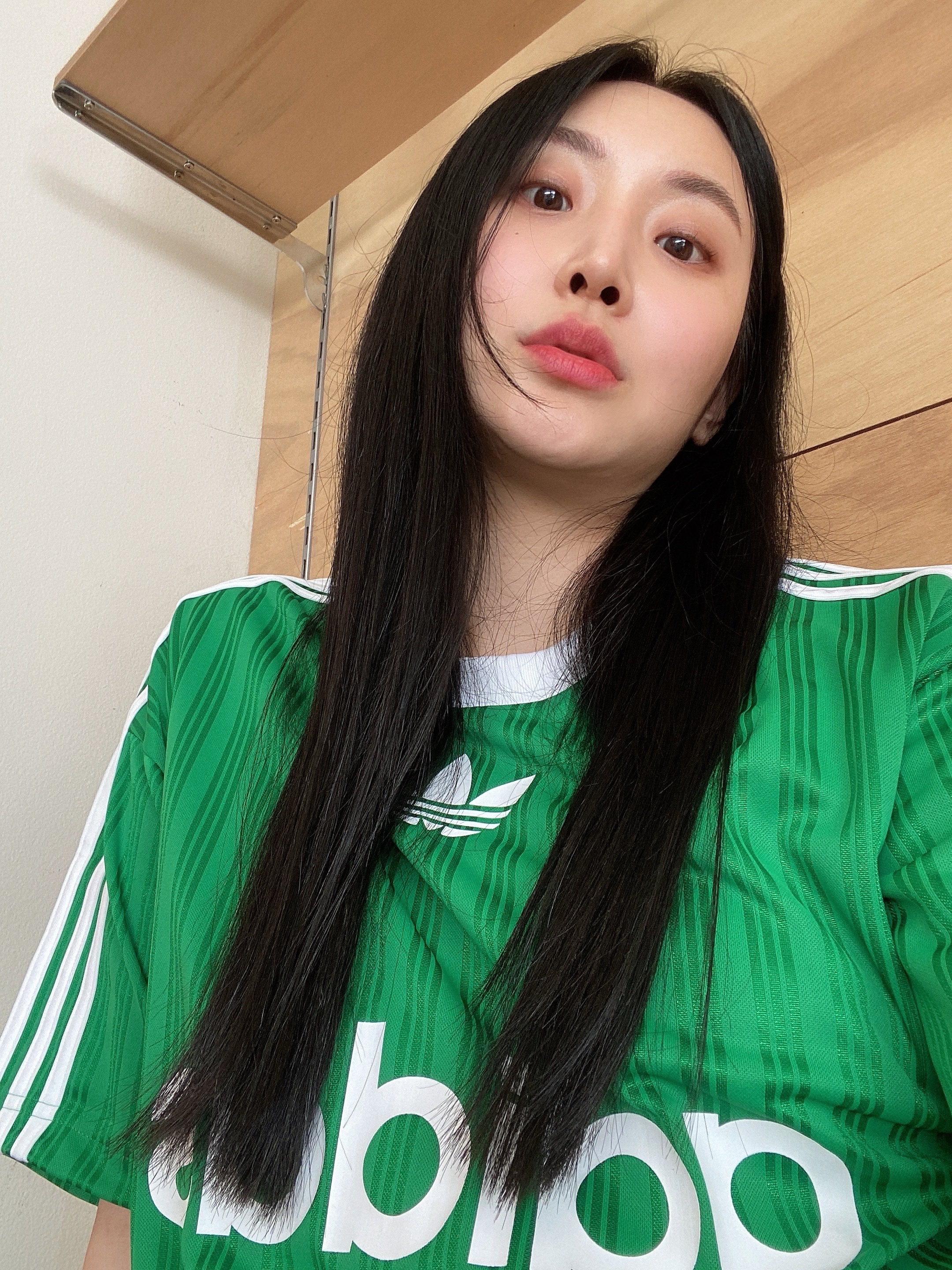 Adidas Adicolor T-Shirt Black White - KR Sizing, Adidas Adicolor T-Shirt White Black - KR Sizing 착용 스타일 - 1