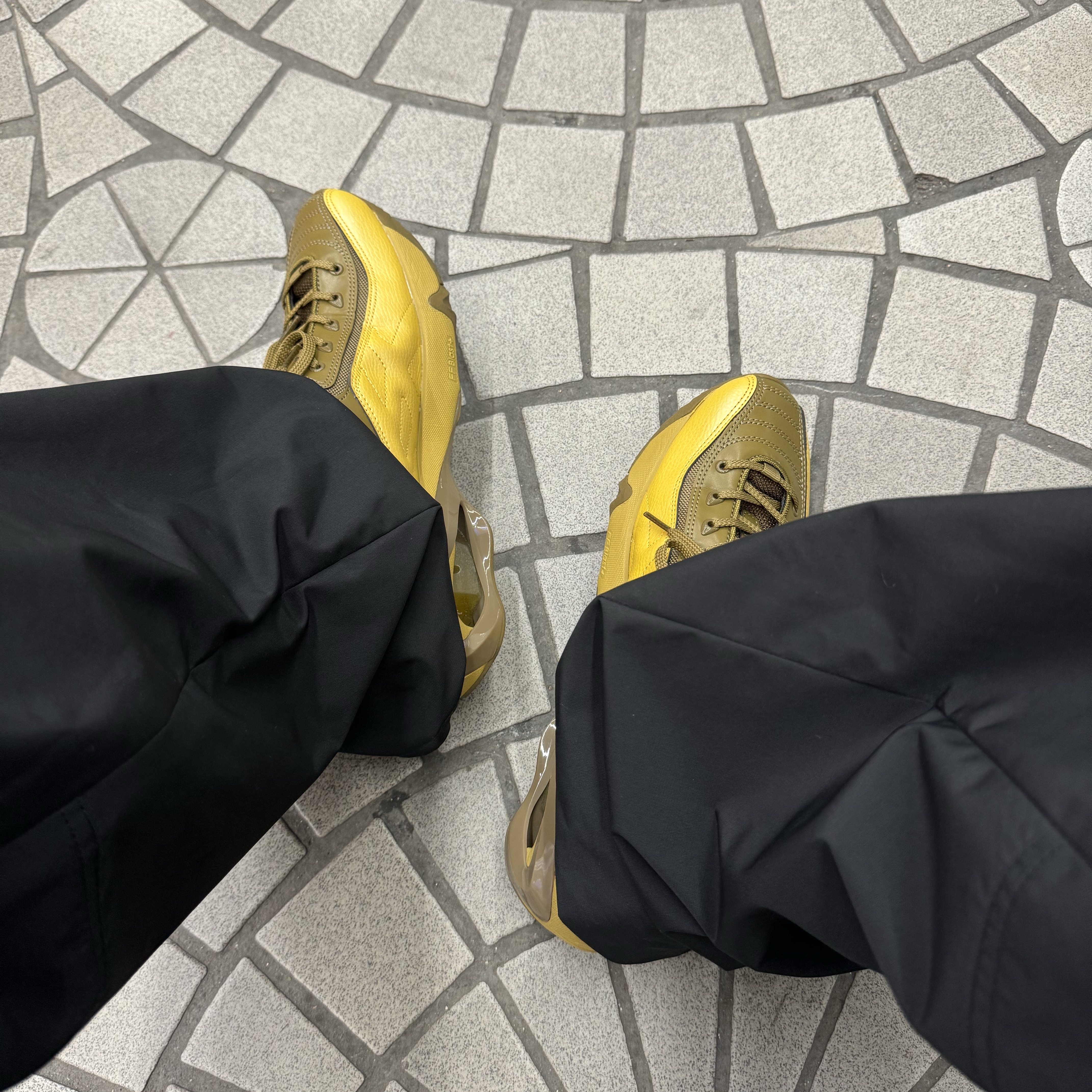 Asics x Kiko Kostadinov Novalis Gel-Teremoa Medallion Yellow Honey 착용 스타일