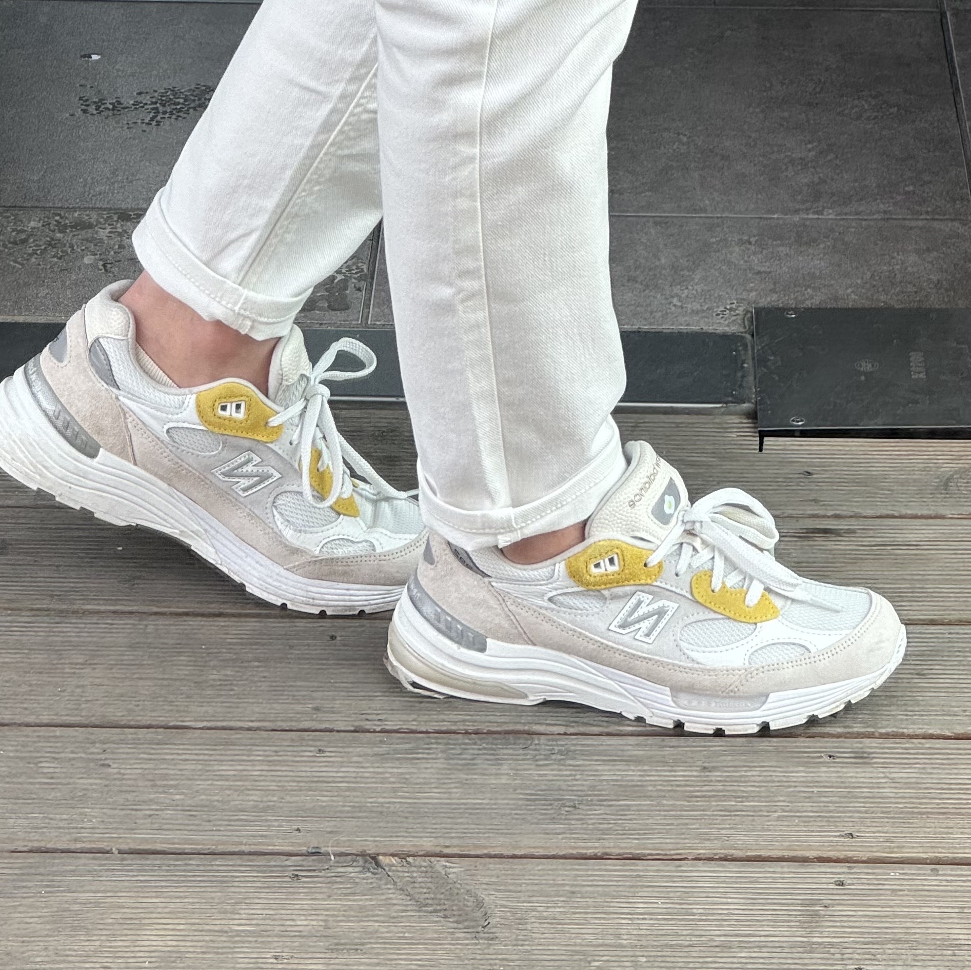 New Balance x Paperboy Paris 992 Made in USA Fried Egg 착용 스타일 - 6