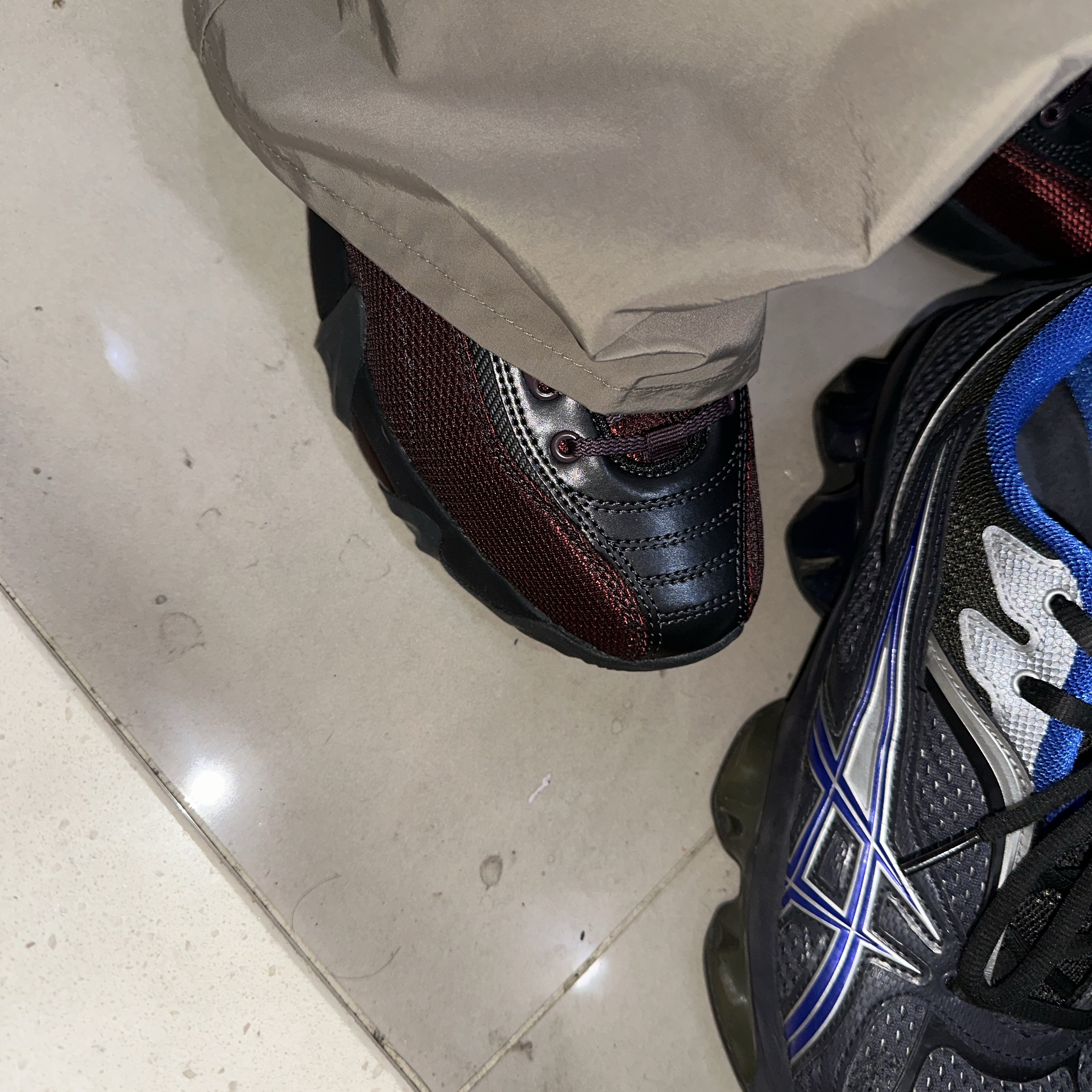 Asics x Kiko Kostadinov Novalis Gel-Teremoa Obsidian Black Dahlia 착용 스타일