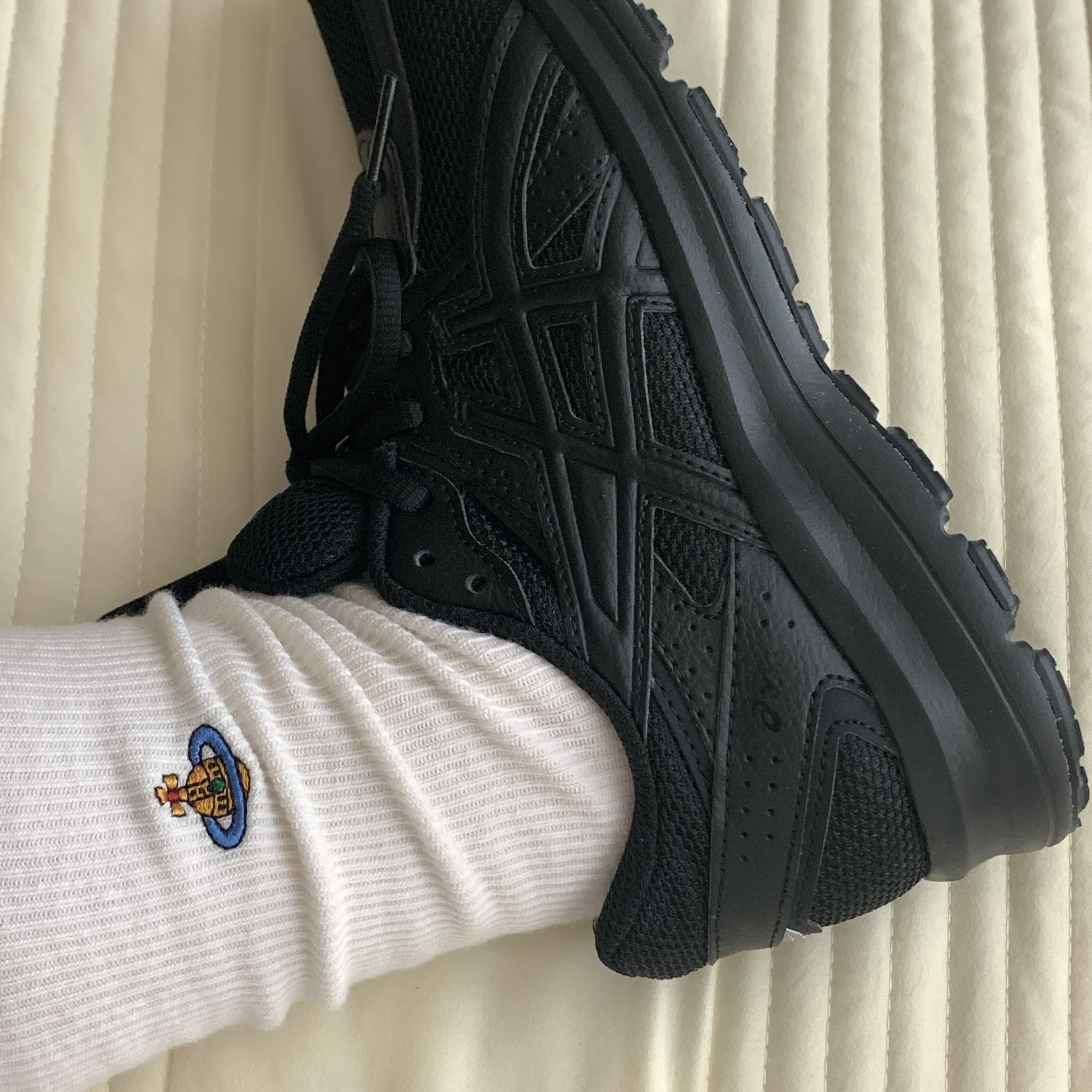 Asics Jog 100 S Black - 2E Wide 착용 스타일
