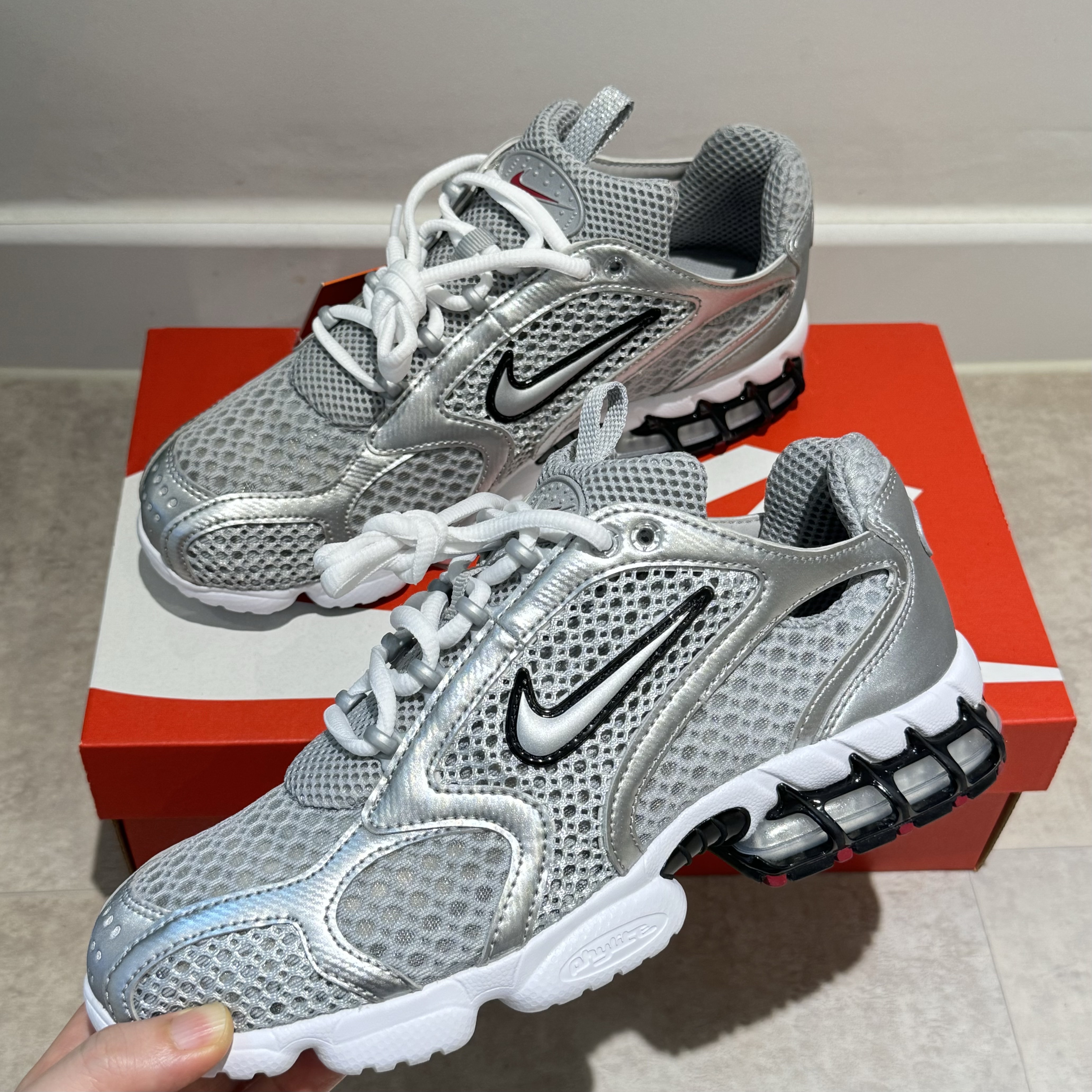 Nike Air Zoom Spiridon Cage 2 Metallic Silver 착용 스타일