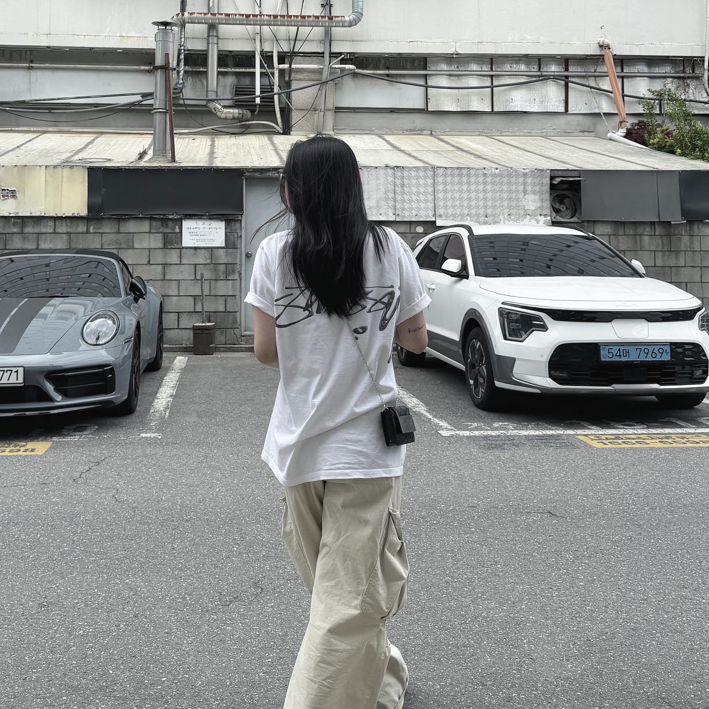 Stussy Mercury T-Shirt White 착용 스타일 - 2