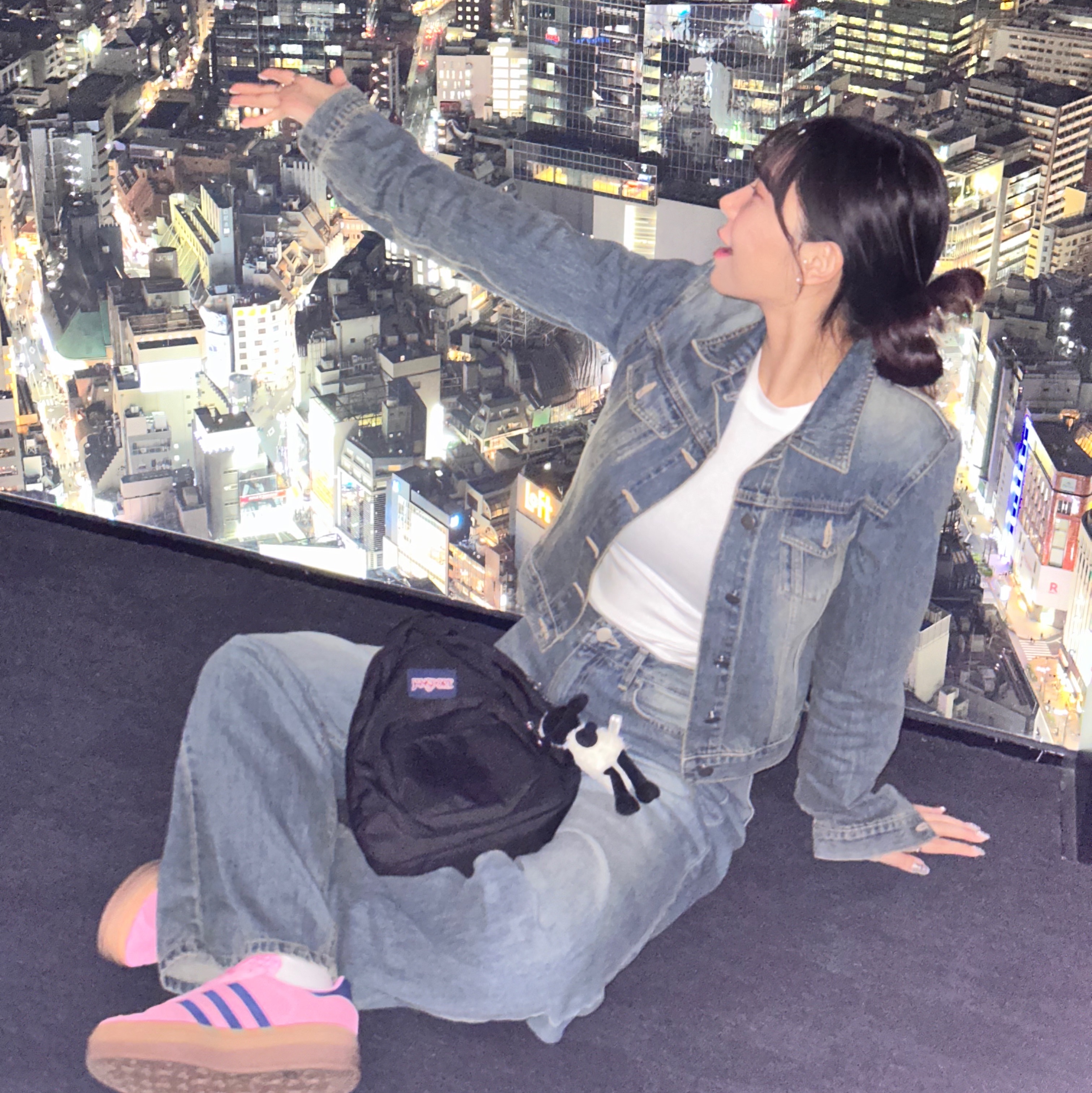 Jansport Half Pint Mini Backpack Black, (W) Adidas Gazelle Bold Pink Glow Victory Blue 착용 스타일 - 1