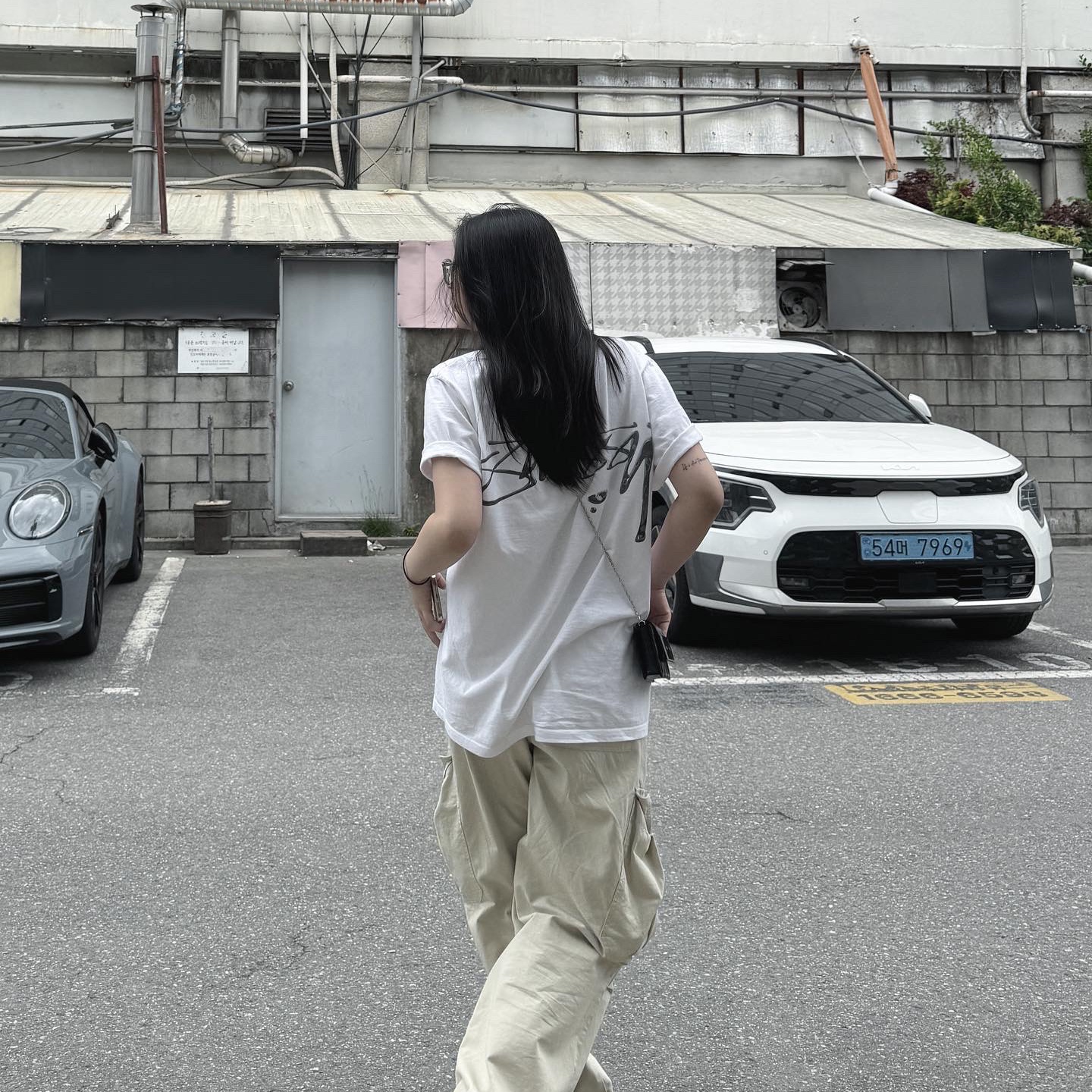 Stussy Mercury T-Shirt White 착용 스타일 - 1
