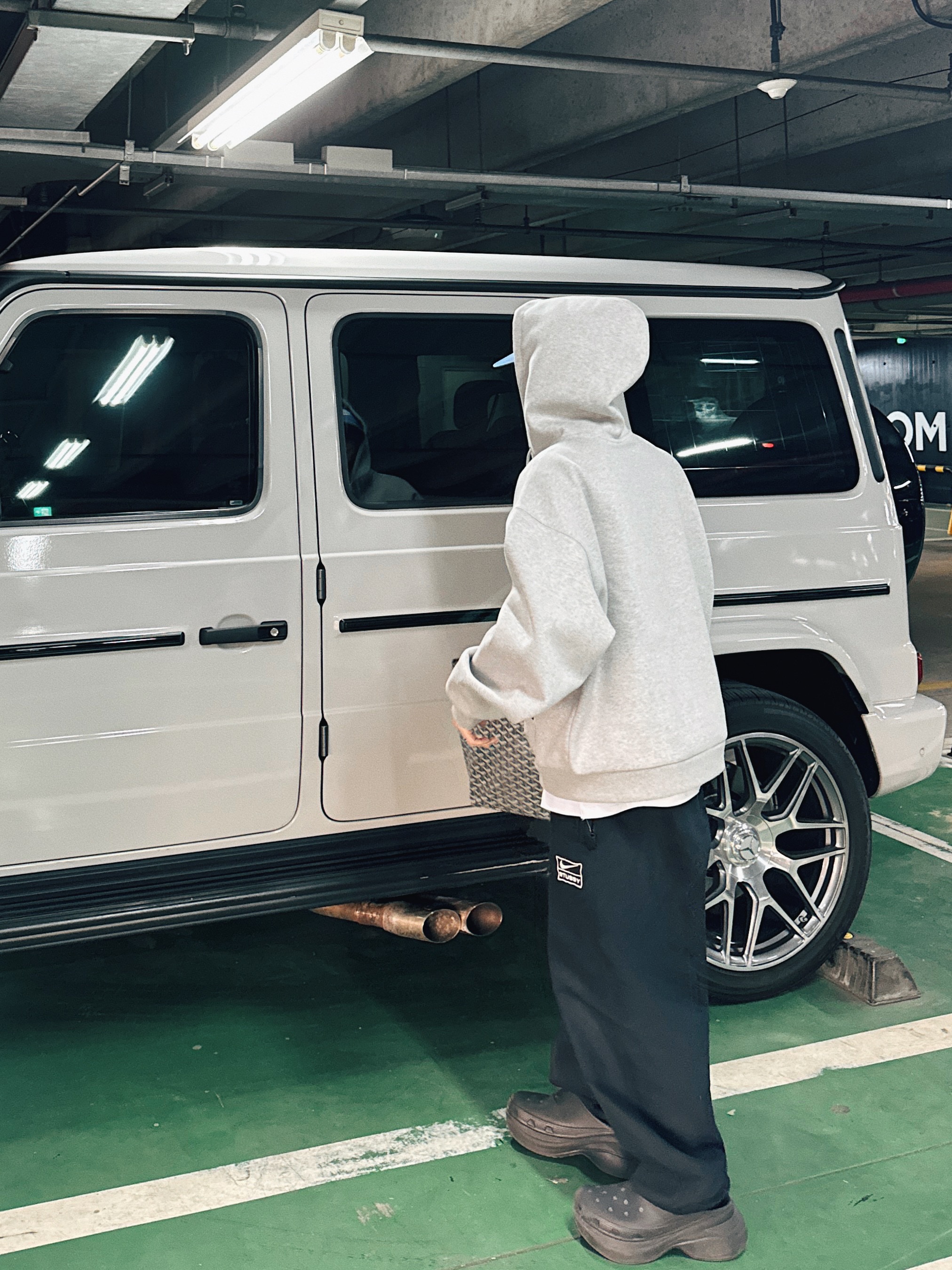 Nonnod Scuba Zip Hoodie Grey, Nike x Stussy Washed Fleece Pants Black (FN5235-010) 착용 스타일 - 7