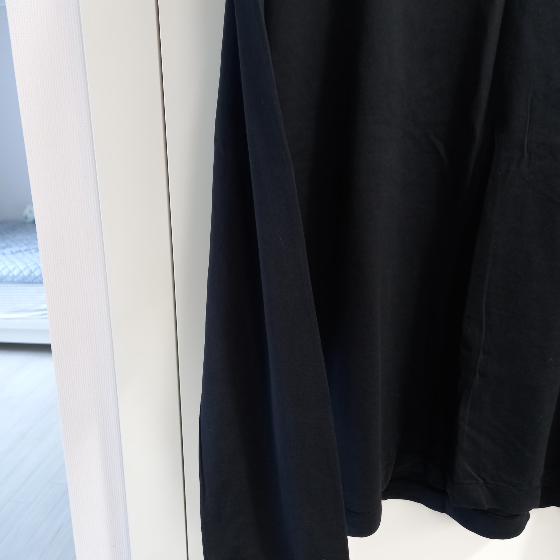 Stone Island 22713 Long Sleeve T-Shirt Black - 23SS 착용 스타일 - 3
