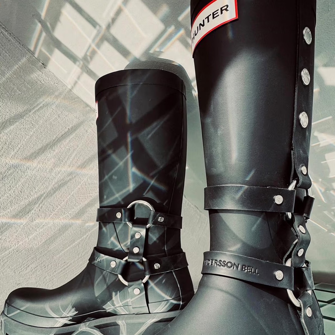 (W) Hunter Original Tall Rain Boots Black, (W) Hunter Original Short Rain Boots Black 착용 스타일 - 2